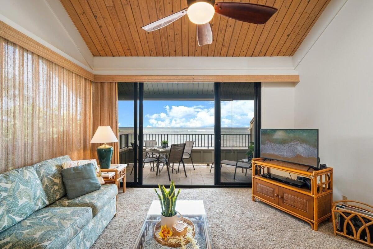 Kahana Village 26 · KHV 26 2BD Direct Ocean Front with Amazing S