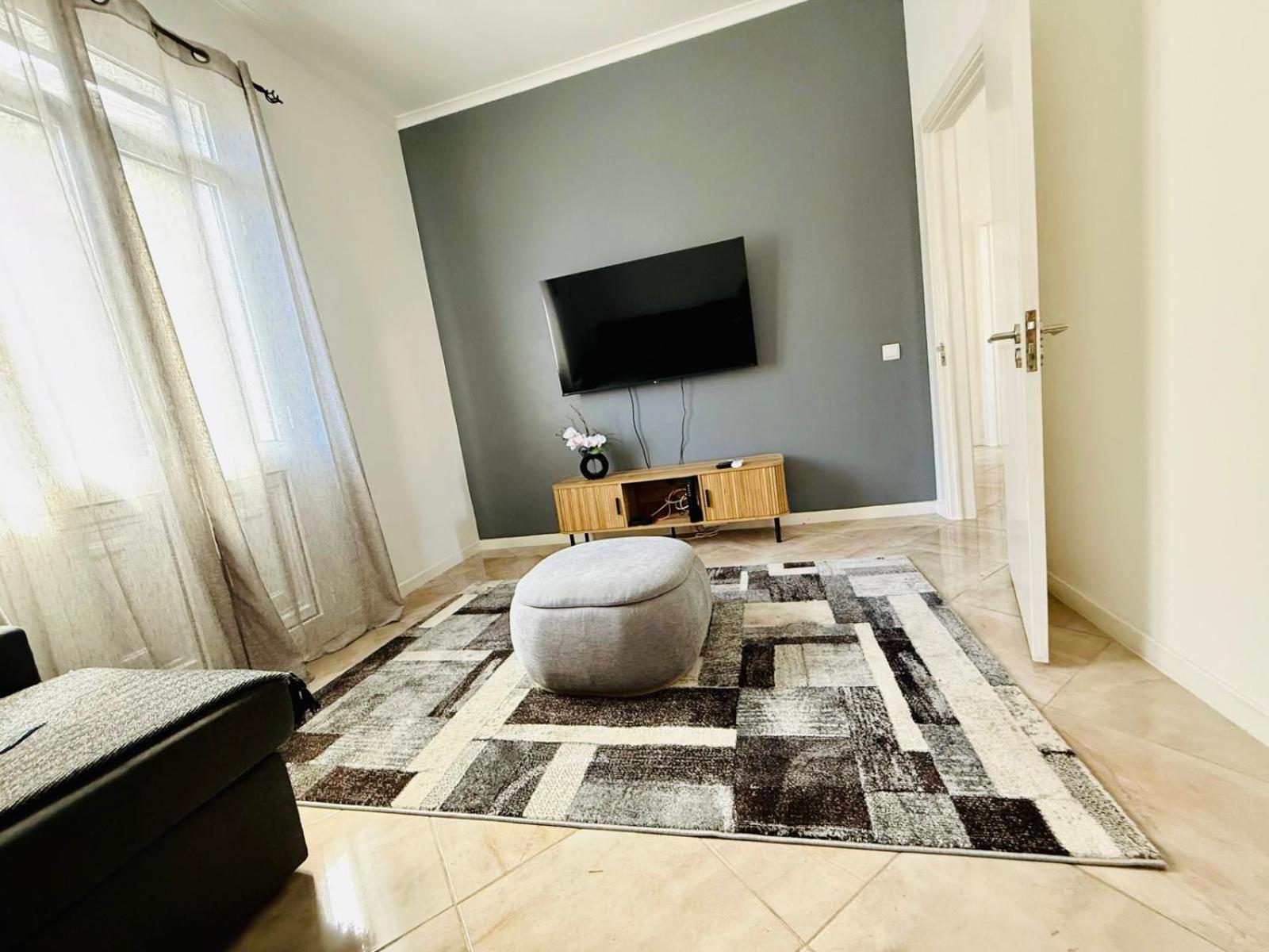 Stylish 3-bedroom flat in Funchal