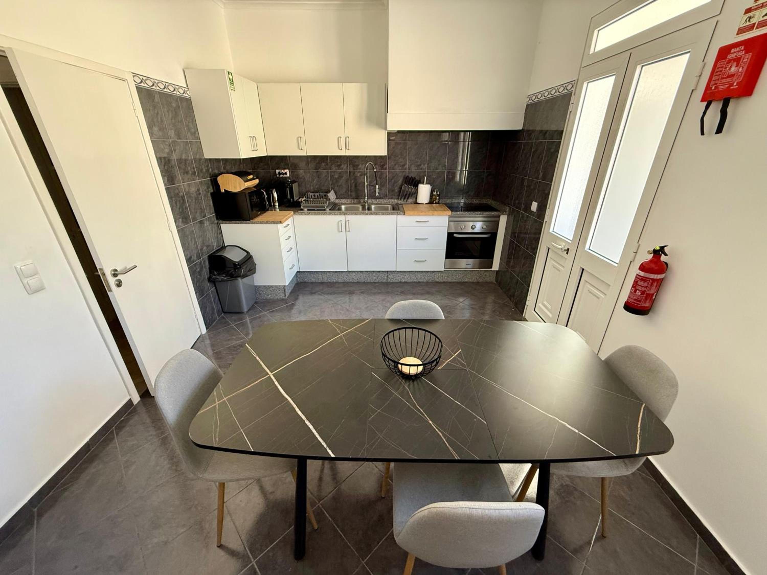 Stylish 3-bedroom flat in Funchal