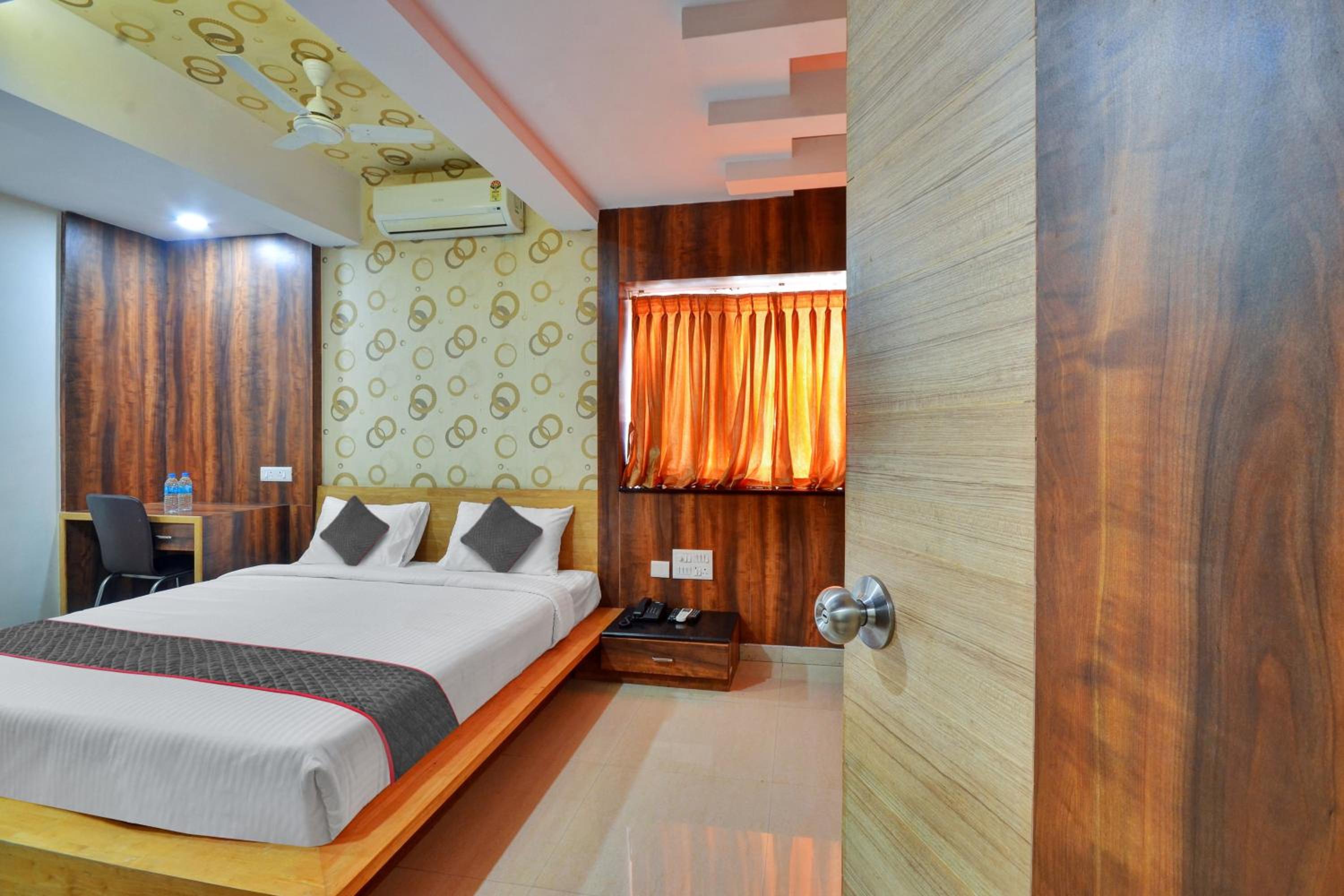 FabHotel Grand Gunas, photo 39