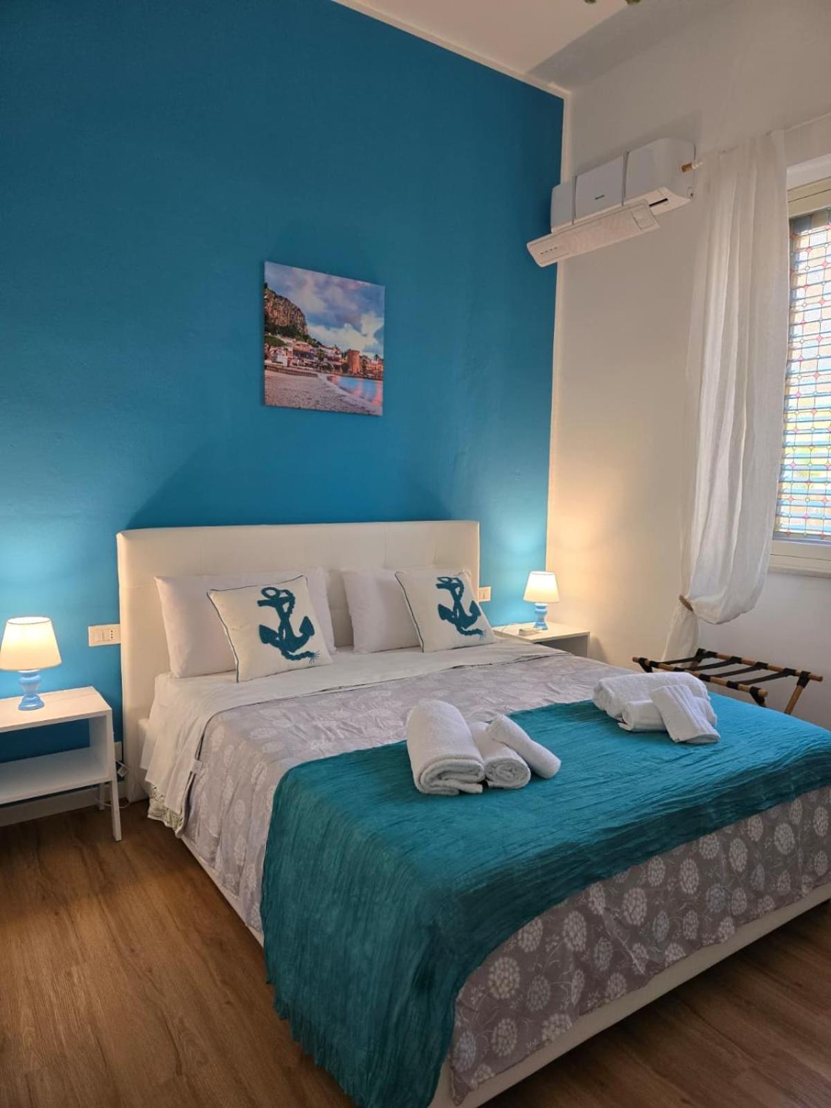 Antony Mondello Guest House, appartamento a 1 minuto a piedi dalla spiaggia di Mondello