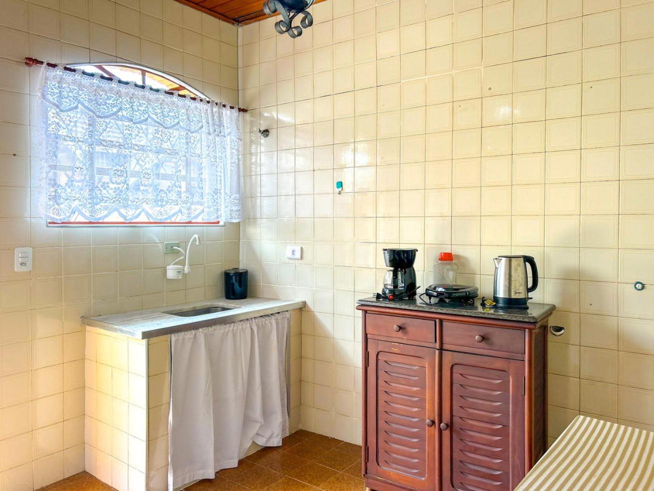 Casa c garagem, wi-fi, Pet Friendly, prox Capivari