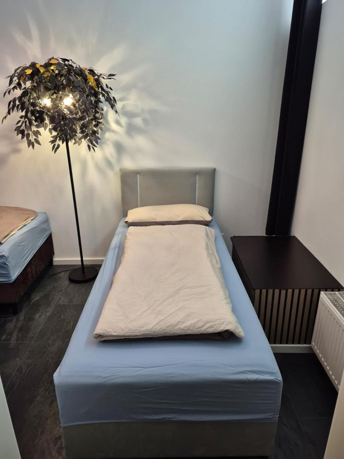 City Apartment am Rhein - Kapitol-Viertel - Kölner Dom & Hauptbahnhof - Modern Komfort - Perfekte Lage