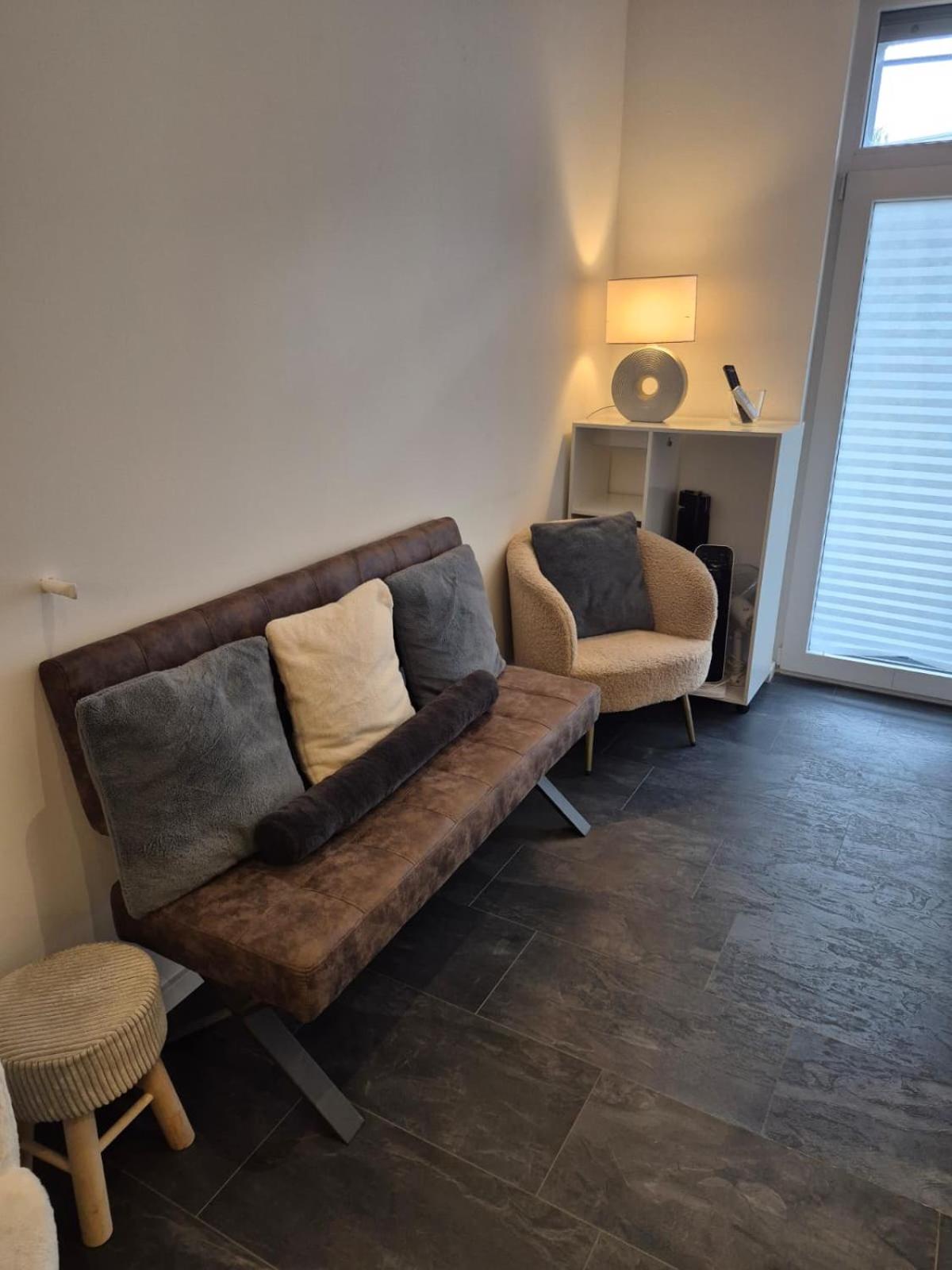 City Apartment am Rhein - Kapitol-Viertel - Kölner Dom & Hauptbahnhof - Modern Komfort - Perfekte Lage