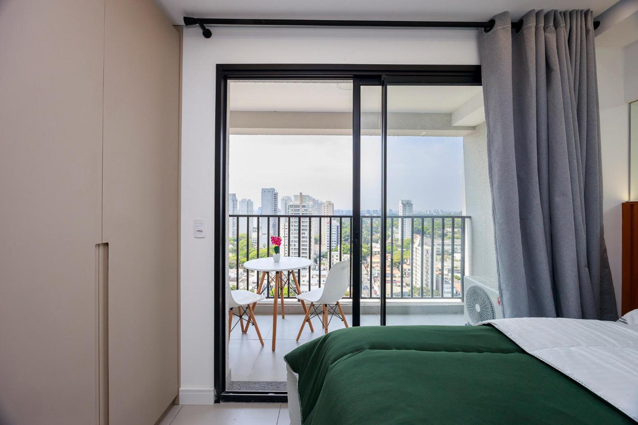 Hub Alto da Boa Vista Apartments