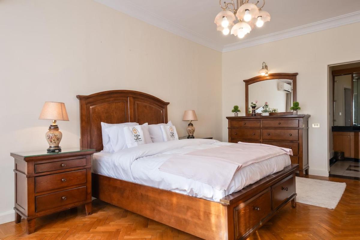 The Royal Tower View Elegant 3BR in Zamalek