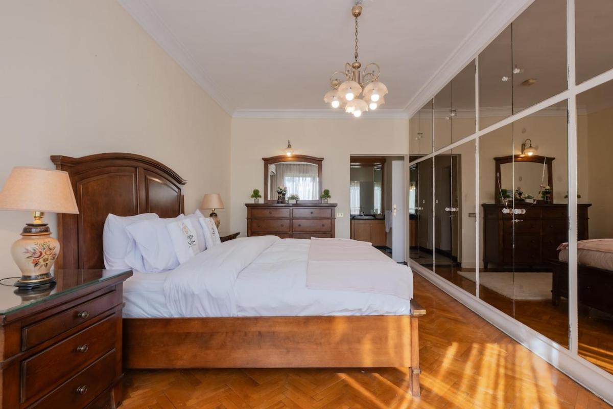 The Royal Tower View Elegant 3BR in Zamalek