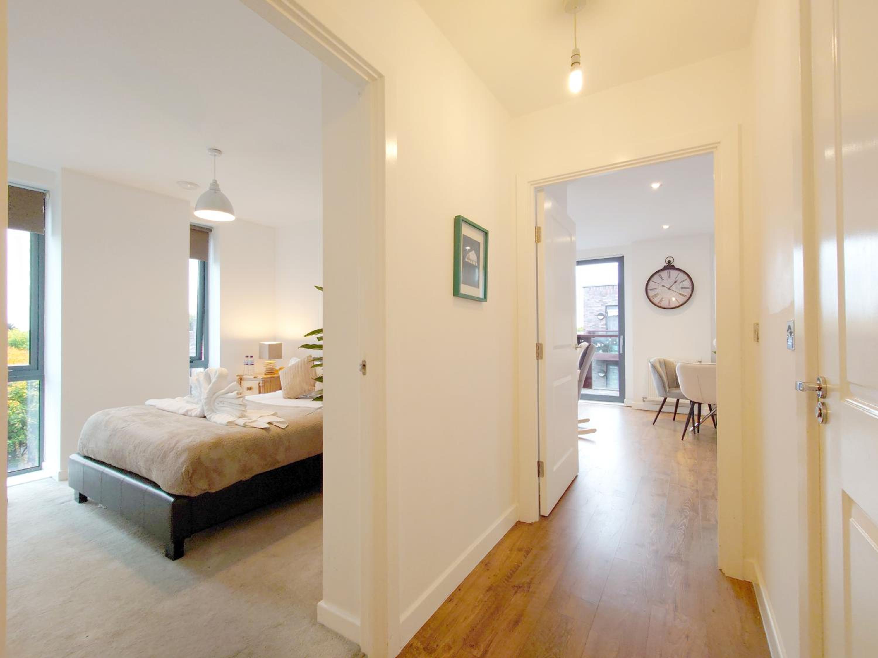 Spacious 2-Bedroom Apartment in Prime Location