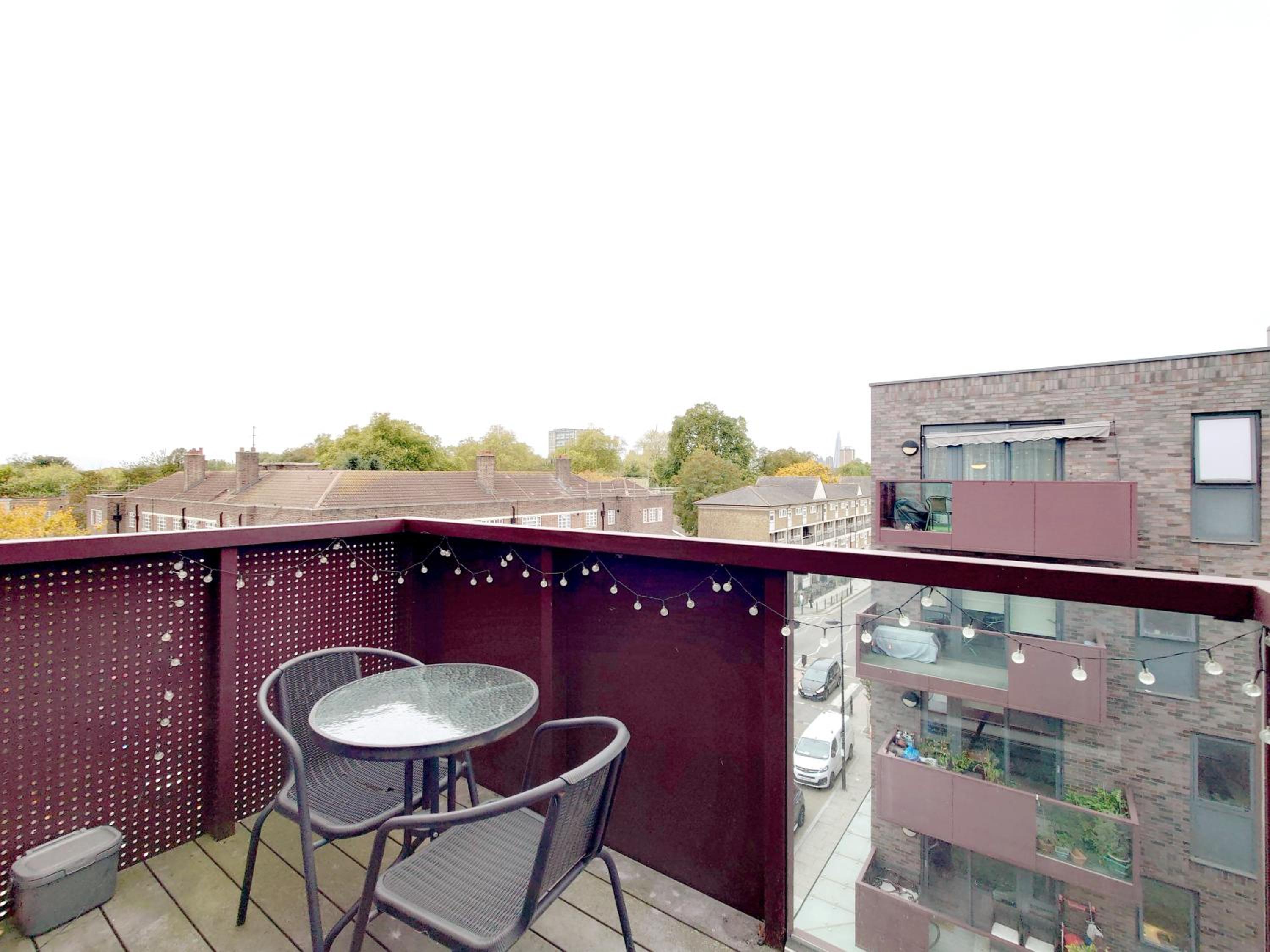 Spacious 2-Bedroom Apartment in Prime Location