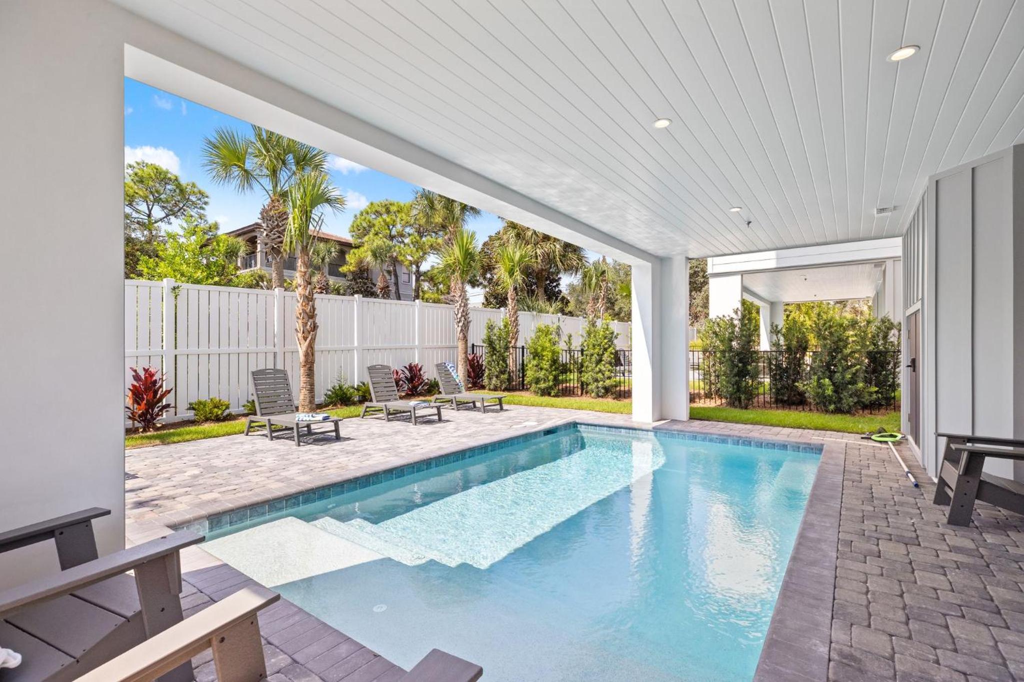 BRAND NEW Coastal Modern Beach Retreat w/ Private Pool, 1 Minute to the Beach