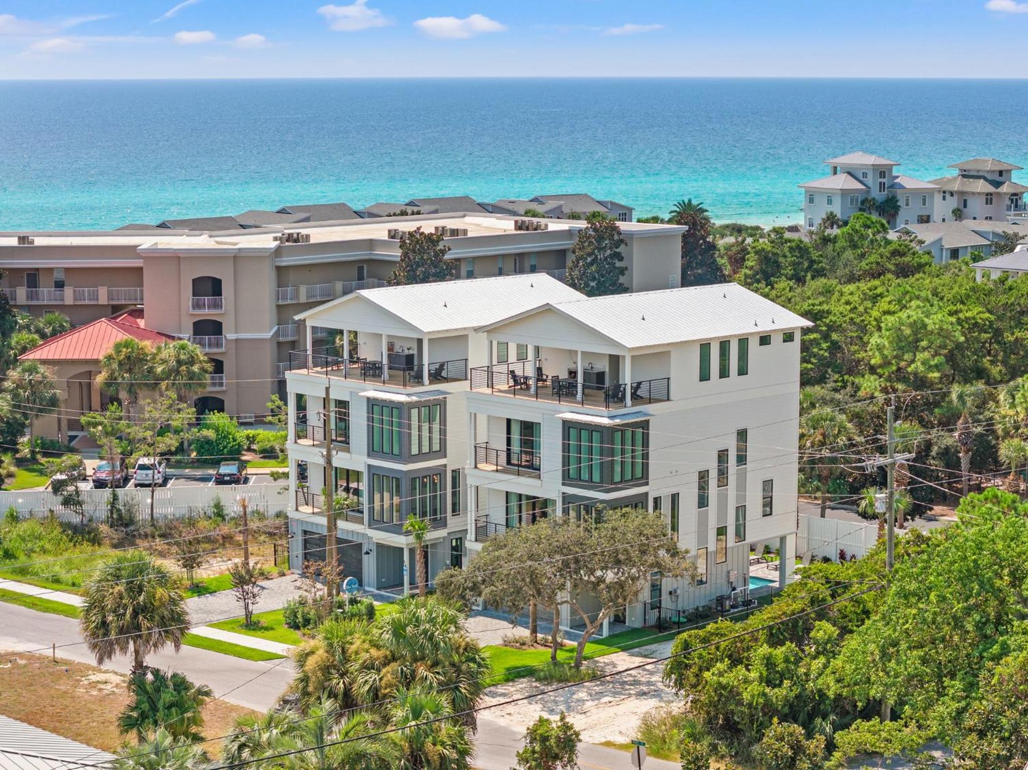 BRAND NEW Coastal Modern Beach Retreat w/ Private Pool, 1 Minute to the Beach