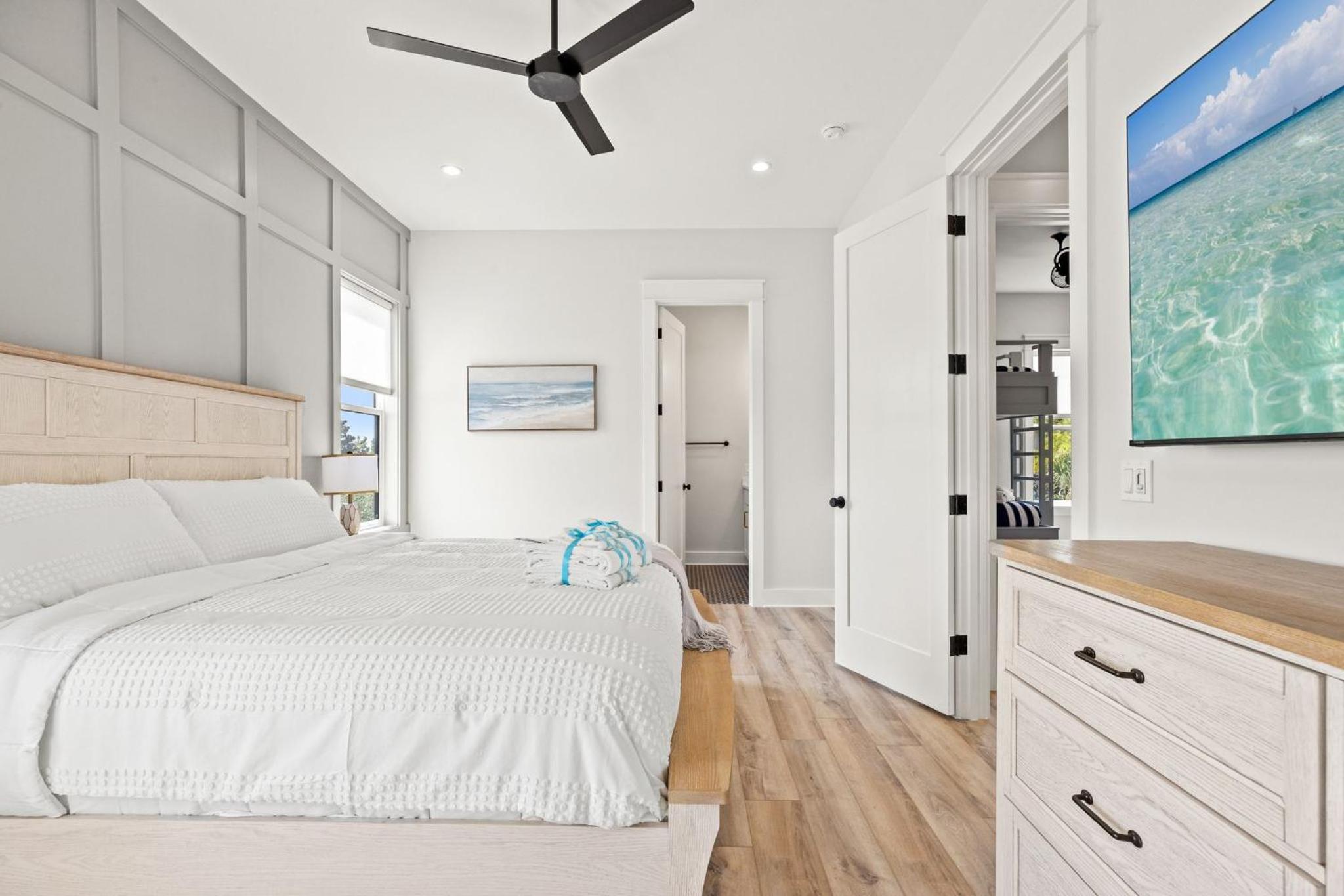 BRAND NEW Coastal Modern Beach Retreat w/ Private Pool, 1 Minute to the Beach