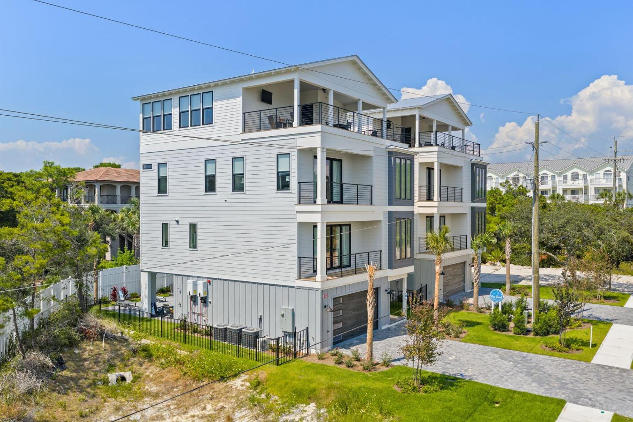 BRAND NEW Coastal Modern Beach Retreat w/ Private Pool, 1 Minute to the Beach