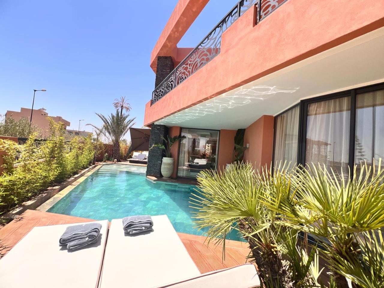 luxury 5 bedroom home