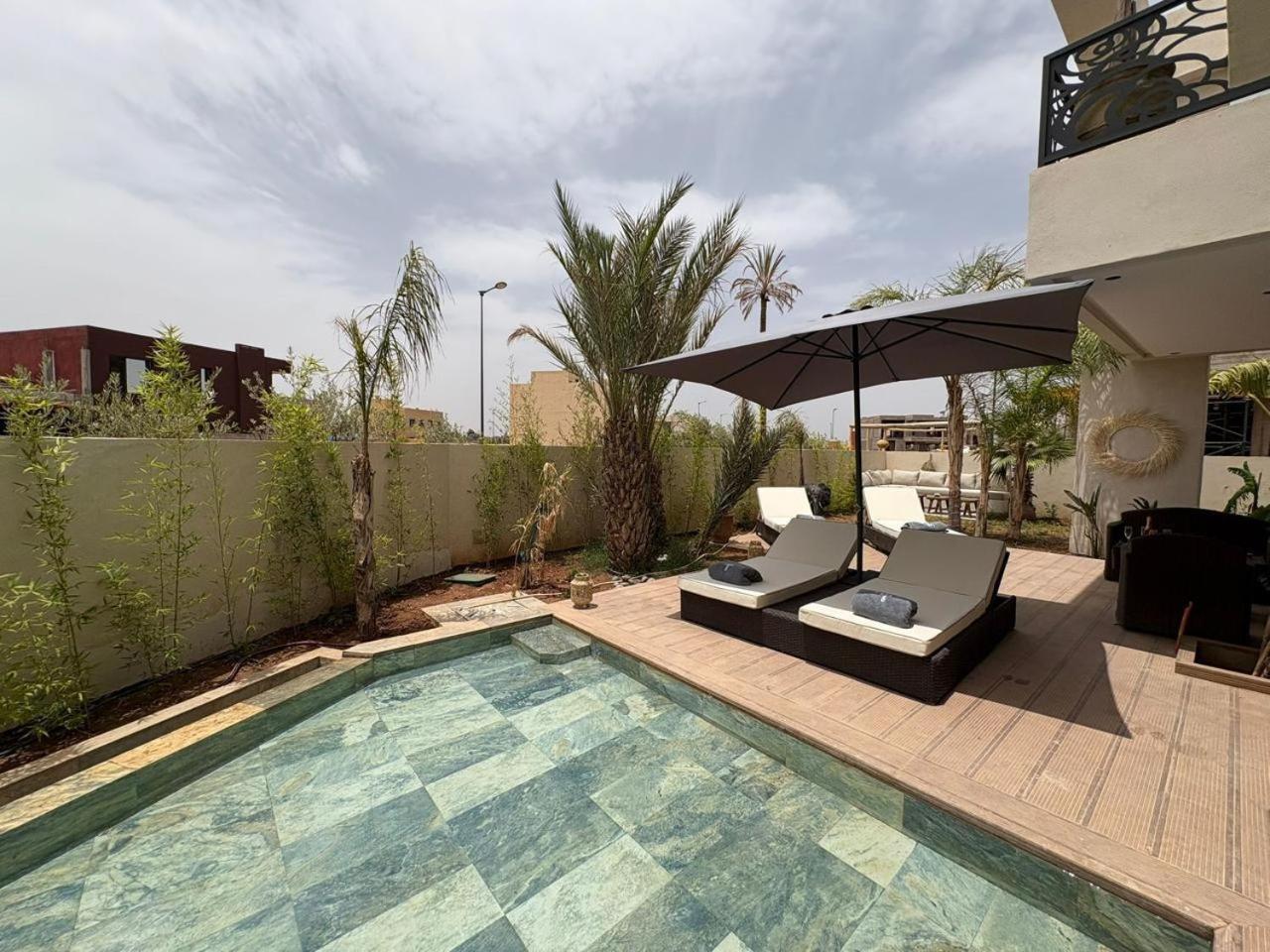 luxury 5 bedroom home