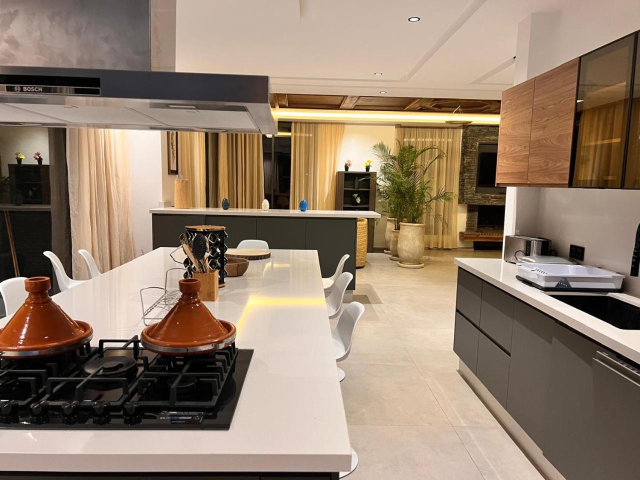 luxury 5 bedroom home