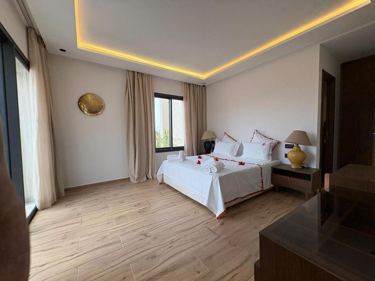 luxury 5 bedroom home