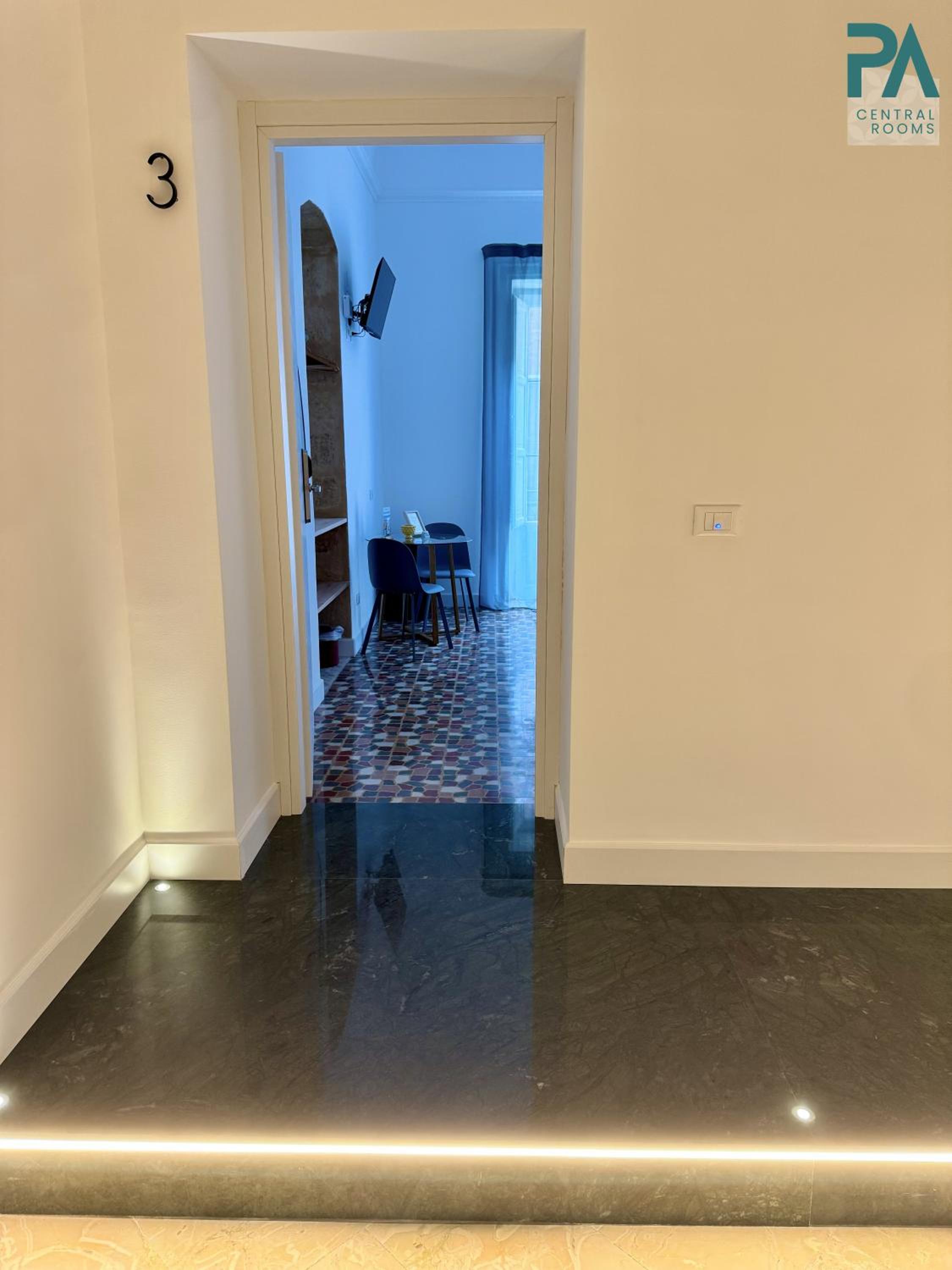 Palermo Central Rooms photo 2