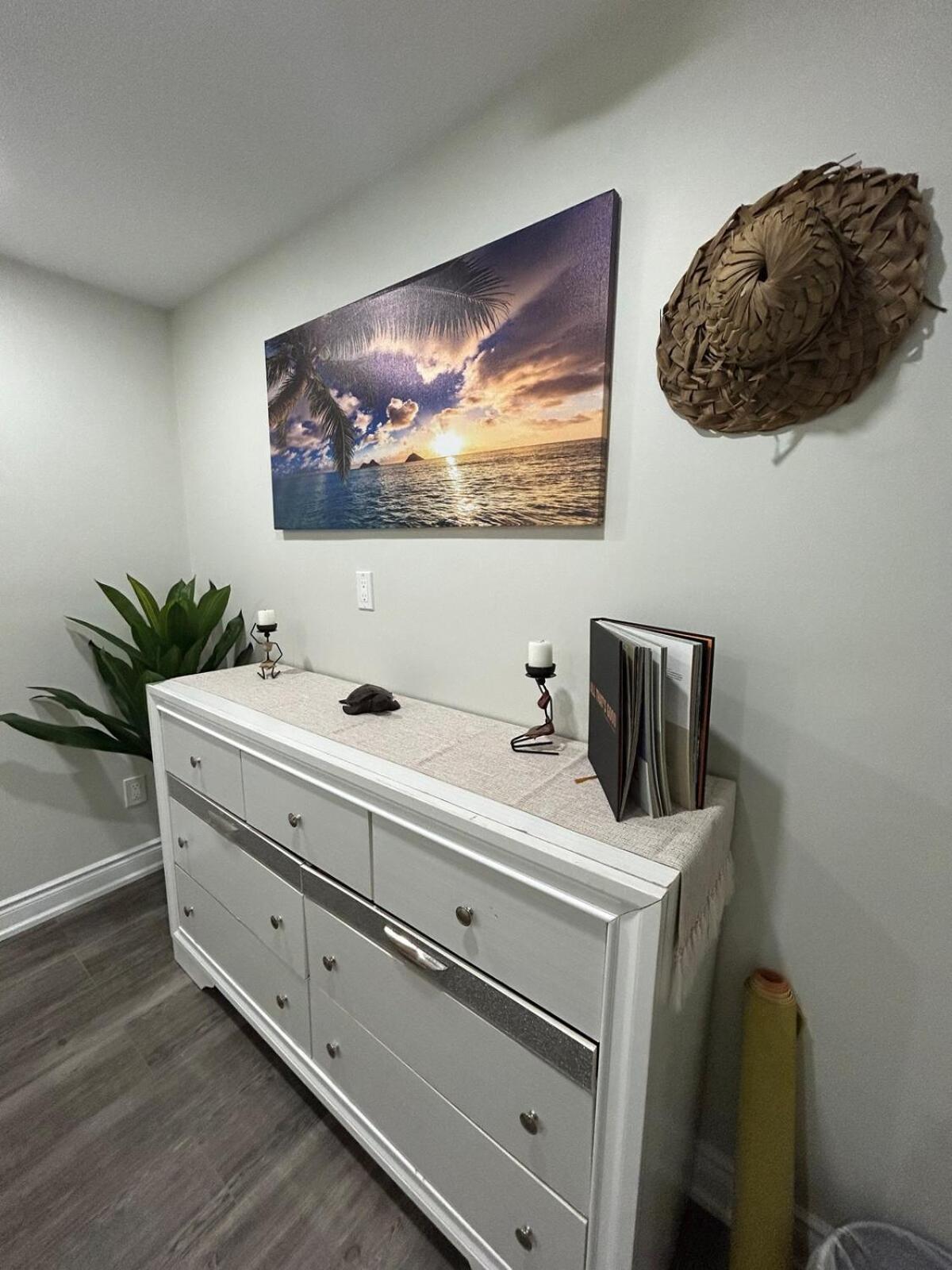 Your cozy Caribbean-inspired stay just 1 hour north of Toronto