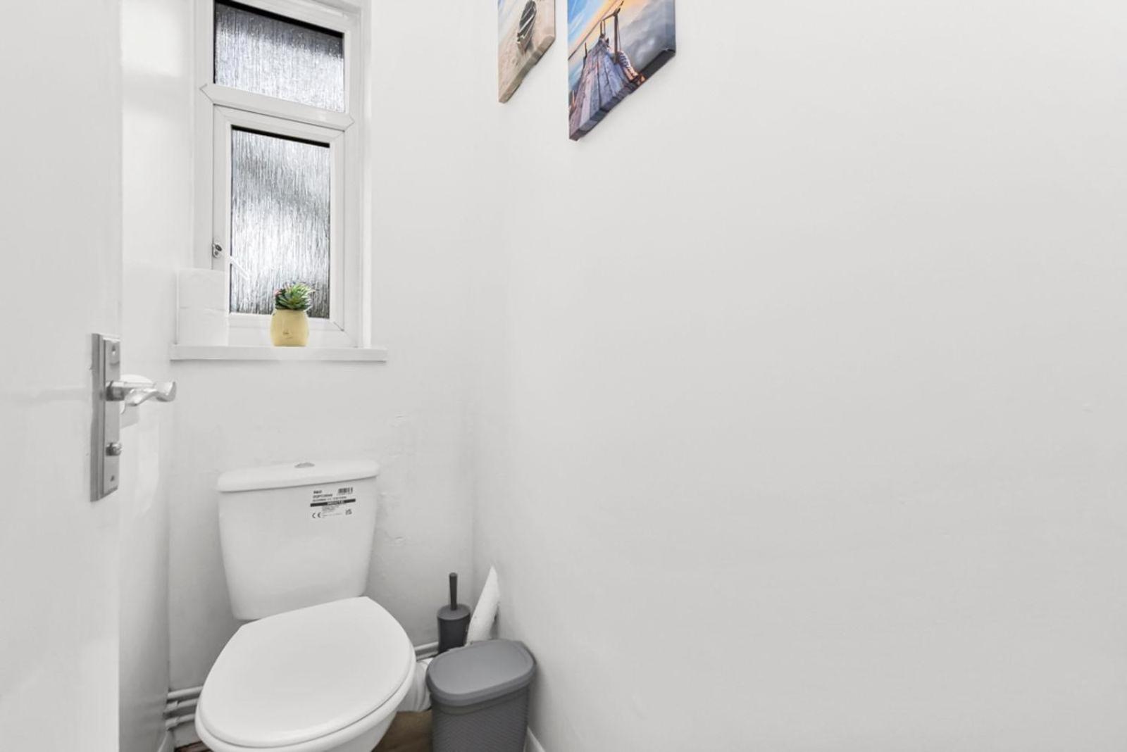 Quiet and bright 3 bed Apartment in Wandsworth