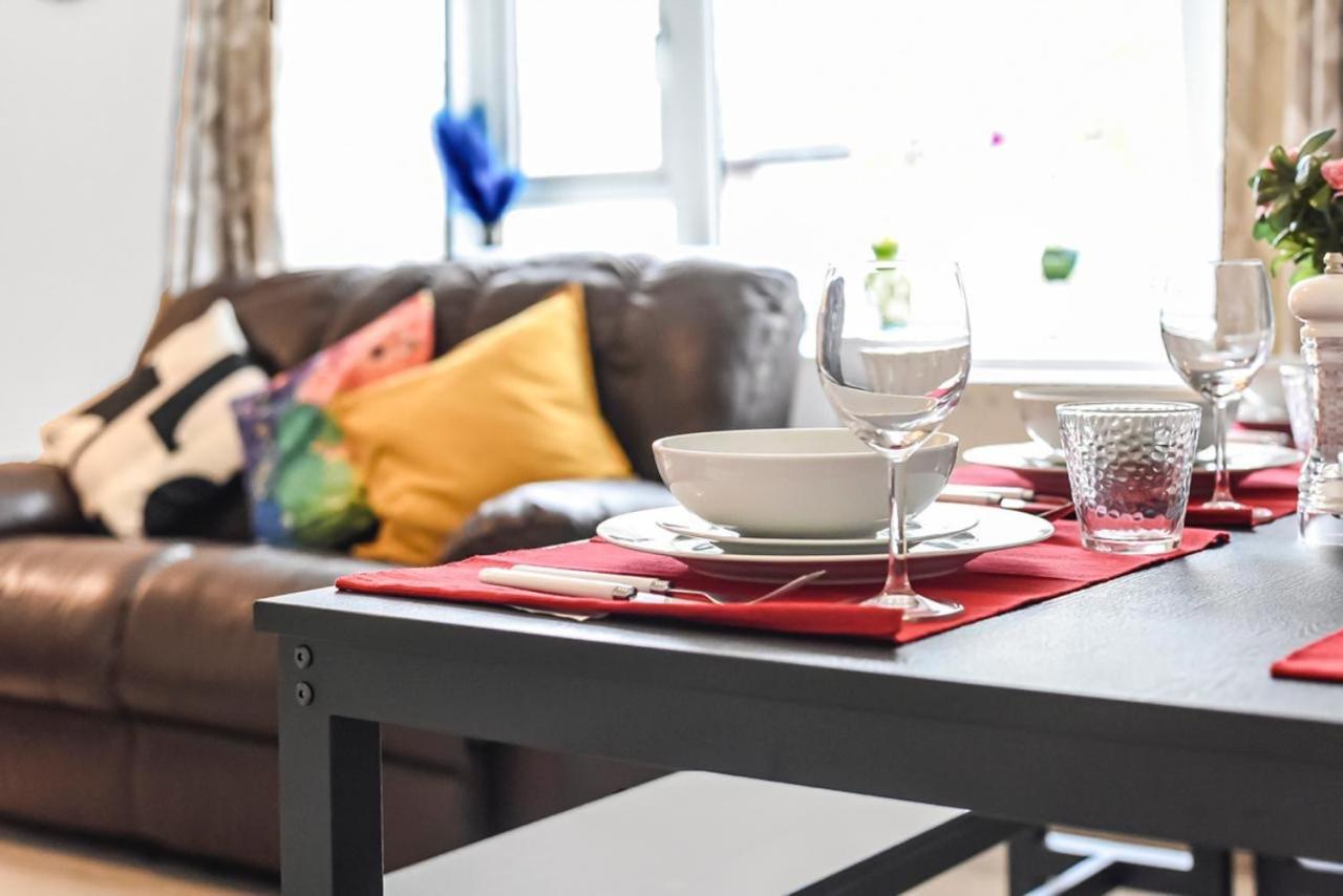 Quiet and bright 3 bed Apartment in Wandsworth