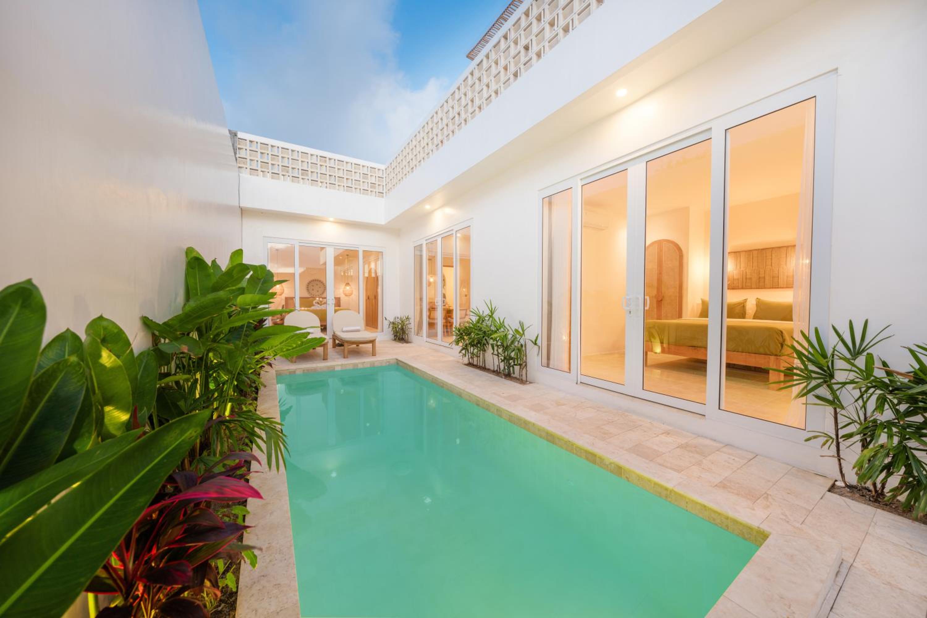 Sira Rosa Villa 2BR with Rooftop Oasis