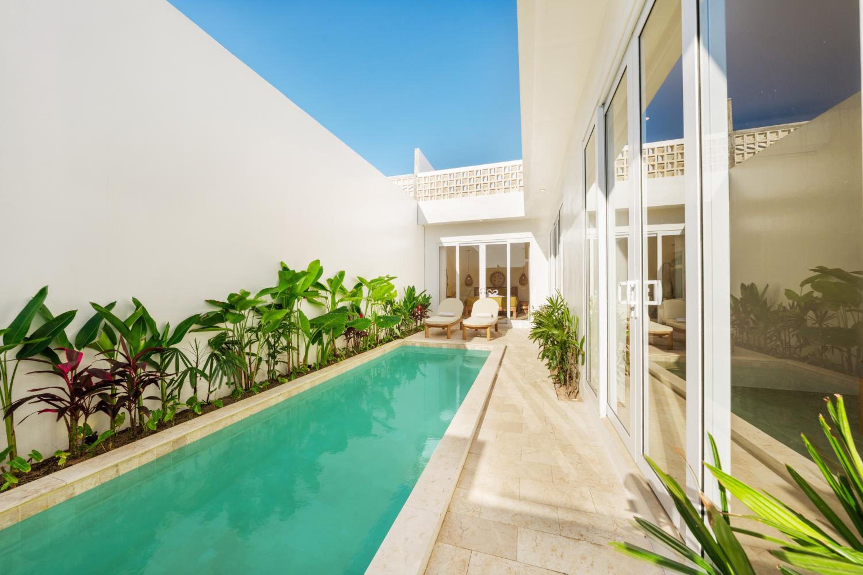 Sira Rosa Villa 2BR with Rooftop Oasis