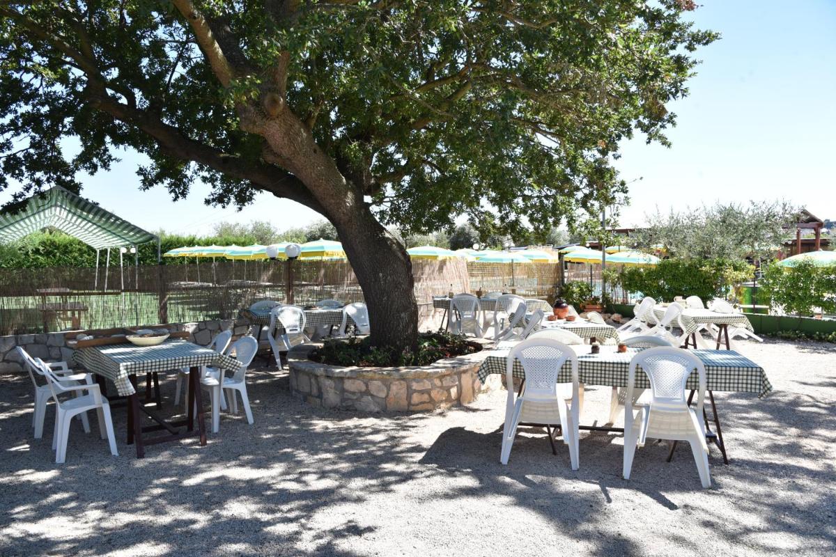 outdoor BBQ area