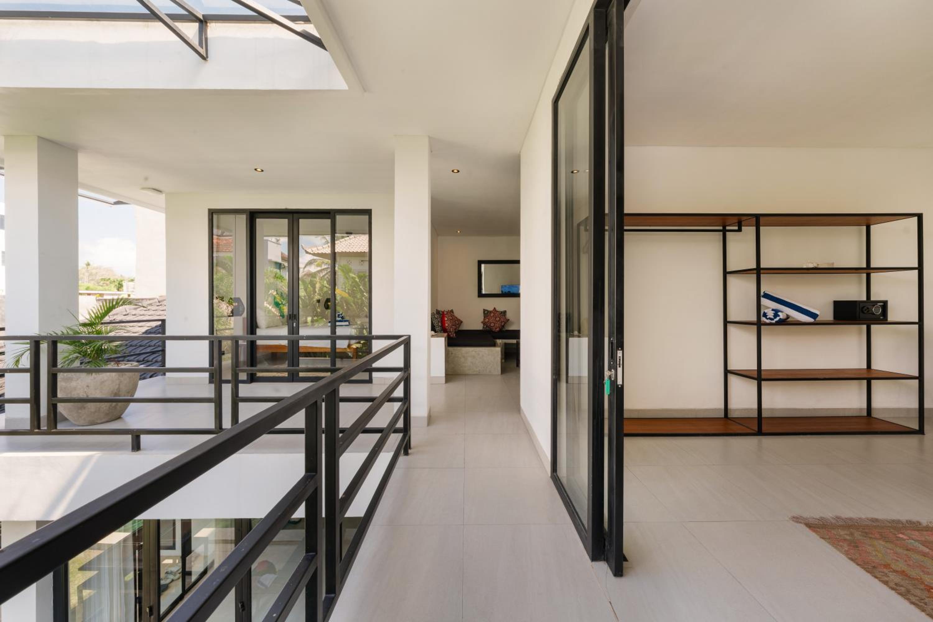 Spacious 5BR Modern Simplicity, Near Canggu's Best