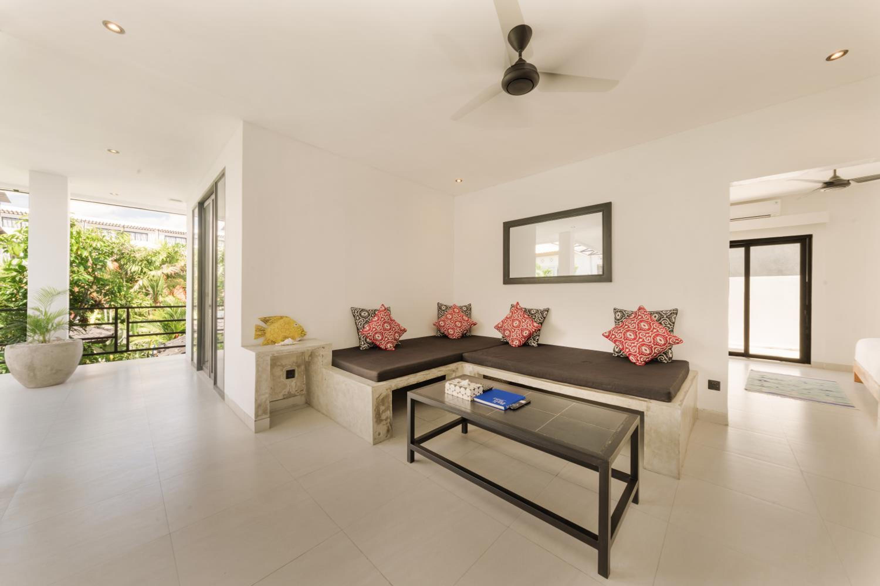 Spacious 5BR Modern Simplicity, Near Canggu's Best
