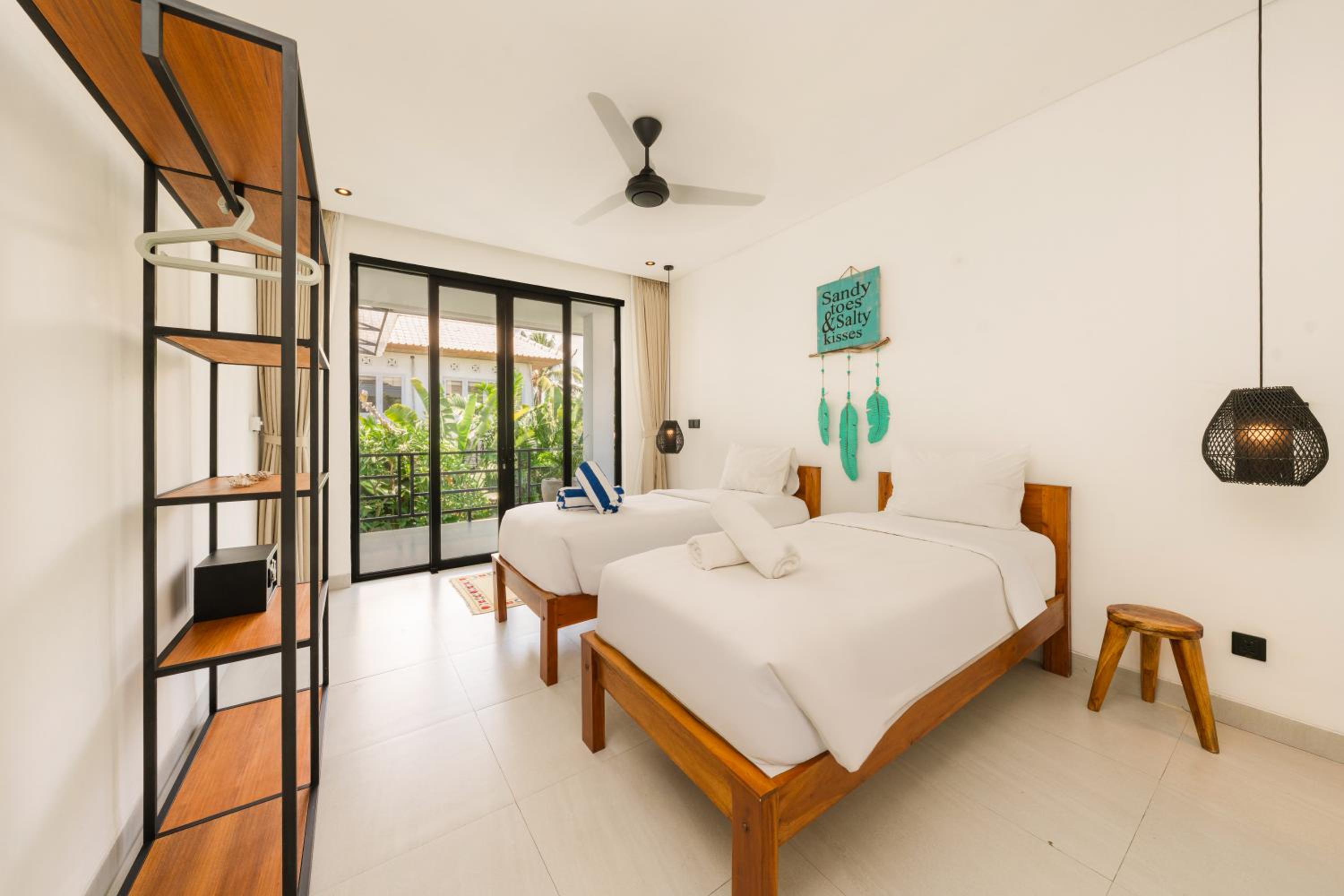 Spacious 5BR Modern Simplicity, Near Canggu's Best