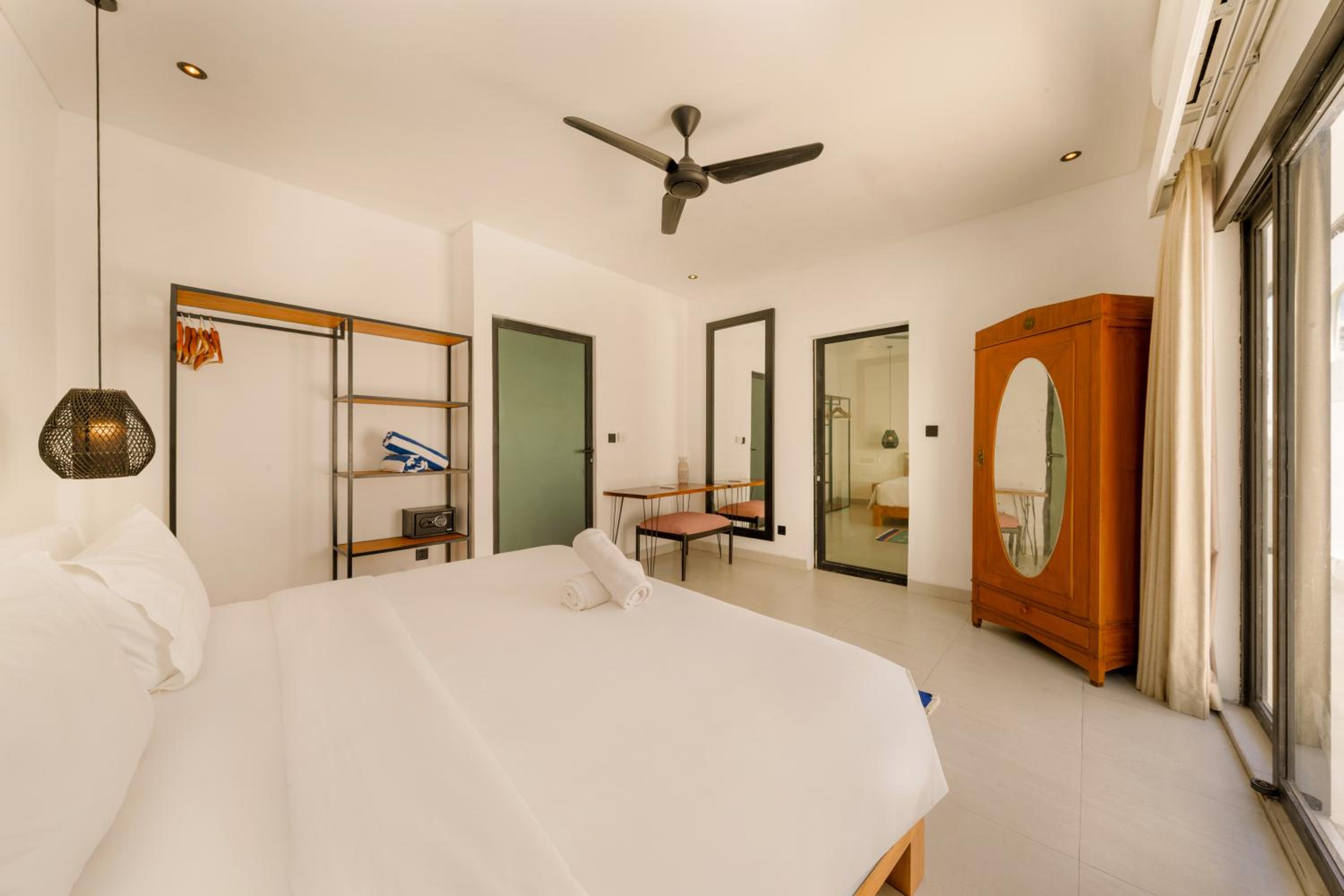 Spacious 5BR Modern Simplicity, Near Canggu's Best