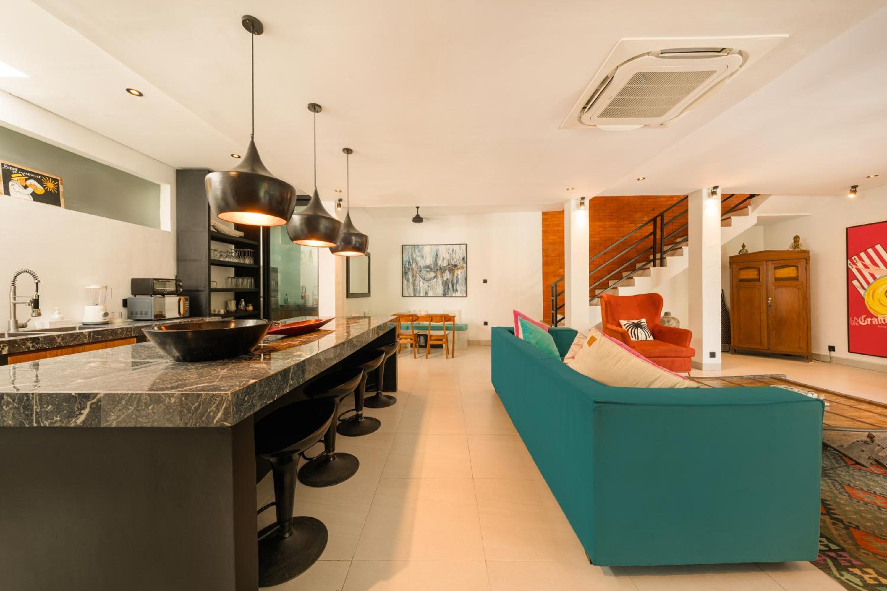 Spacious 5BR Modern Simplicity, Near Canggu's Best