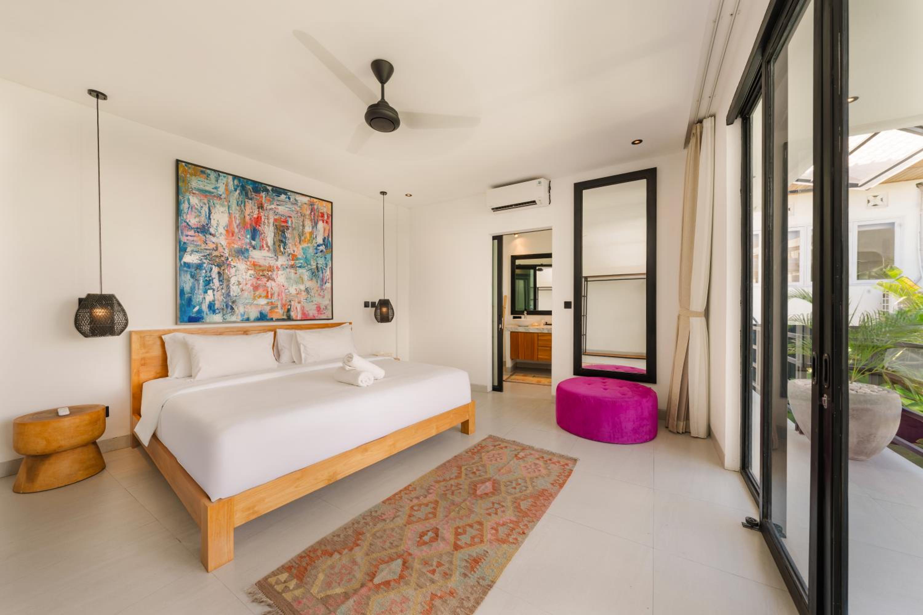 Spacious 5BR Modern Simplicity, Near Canggu's Best
