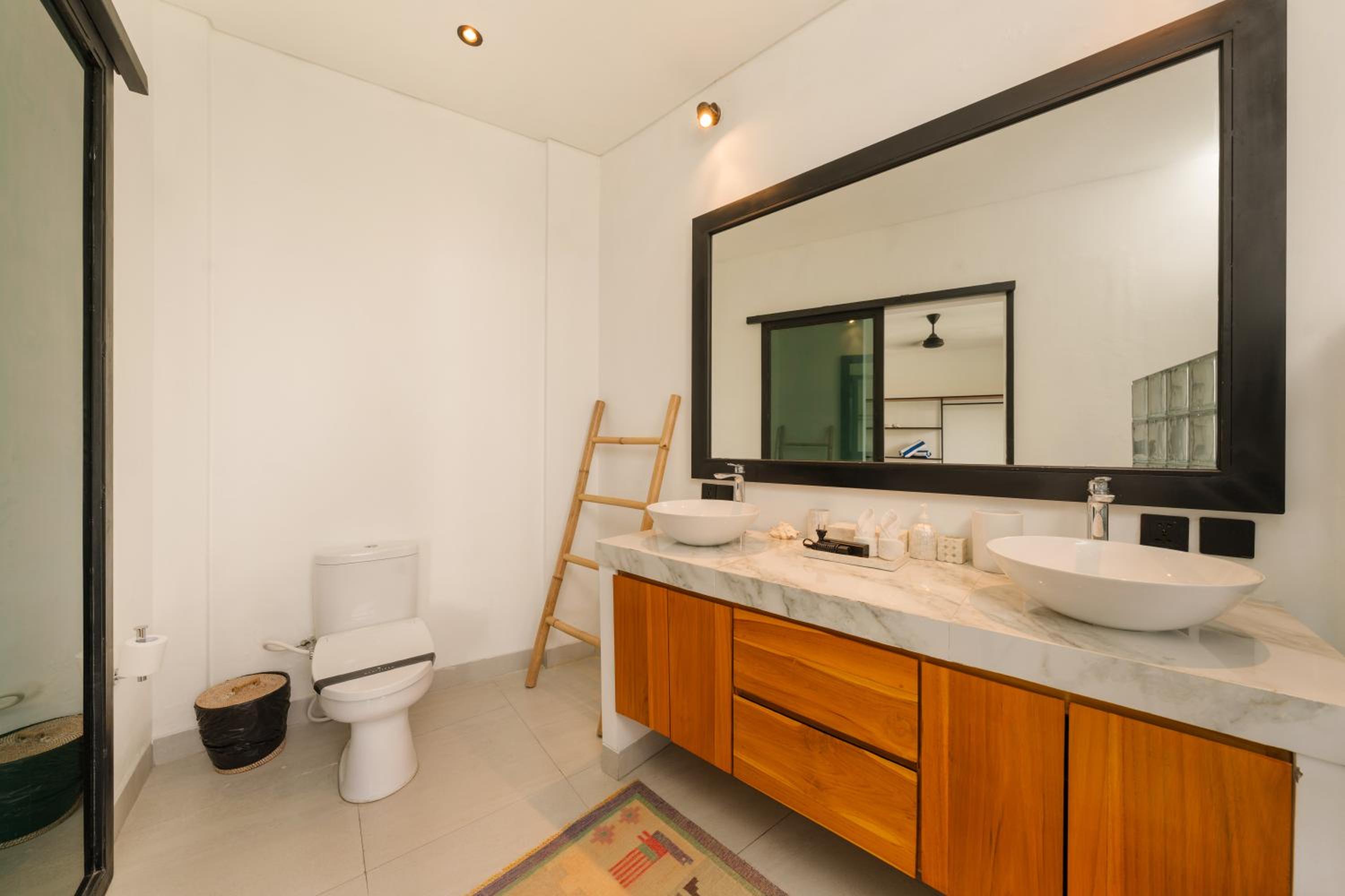 Spacious 5BR Modern Simplicity, Near Canggu's Best