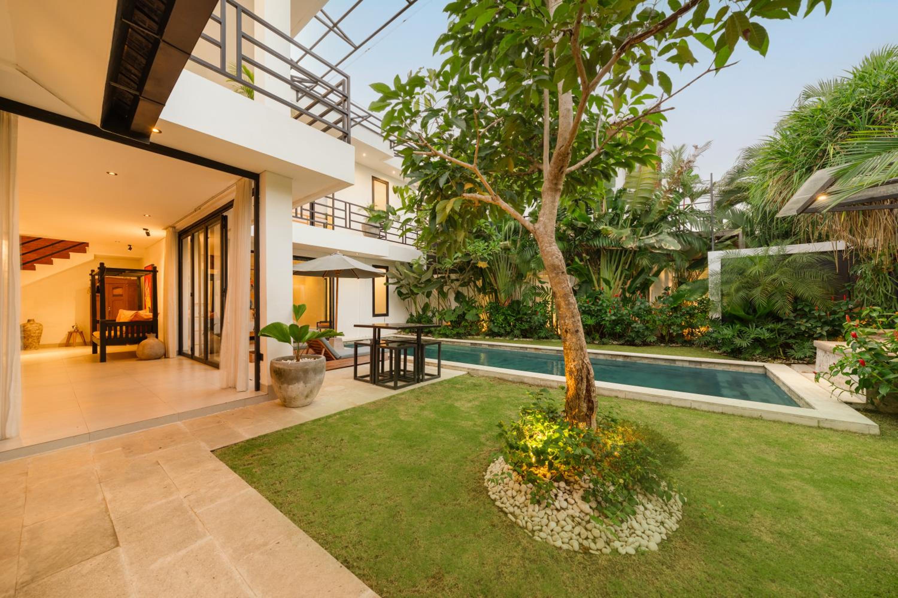 Spacious 5BR Modern Simplicity, Near Canggu's Best