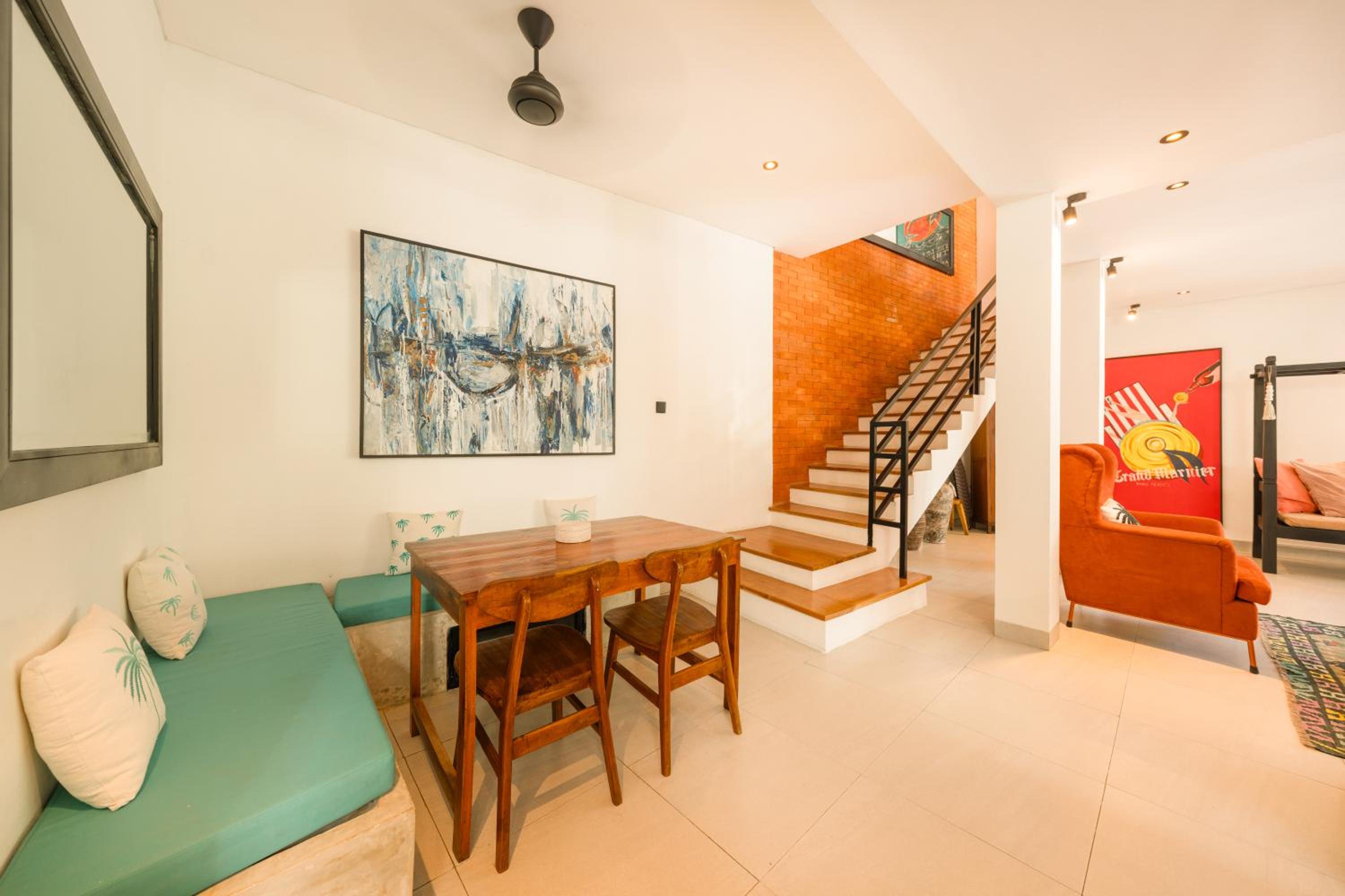 Spacious 5BR Modern Simplicity, Near Canggu's Best