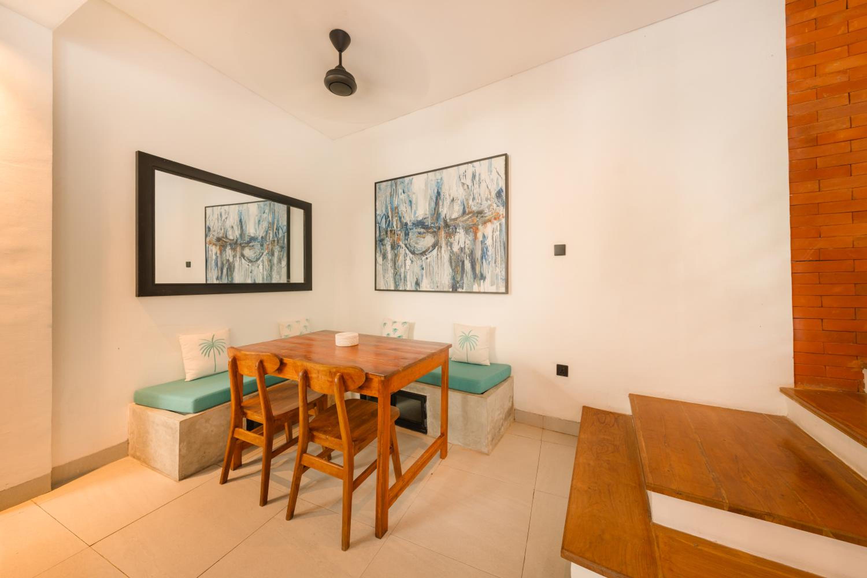 Spacious 5BR Modern Simplicity, Near Canggu's Best