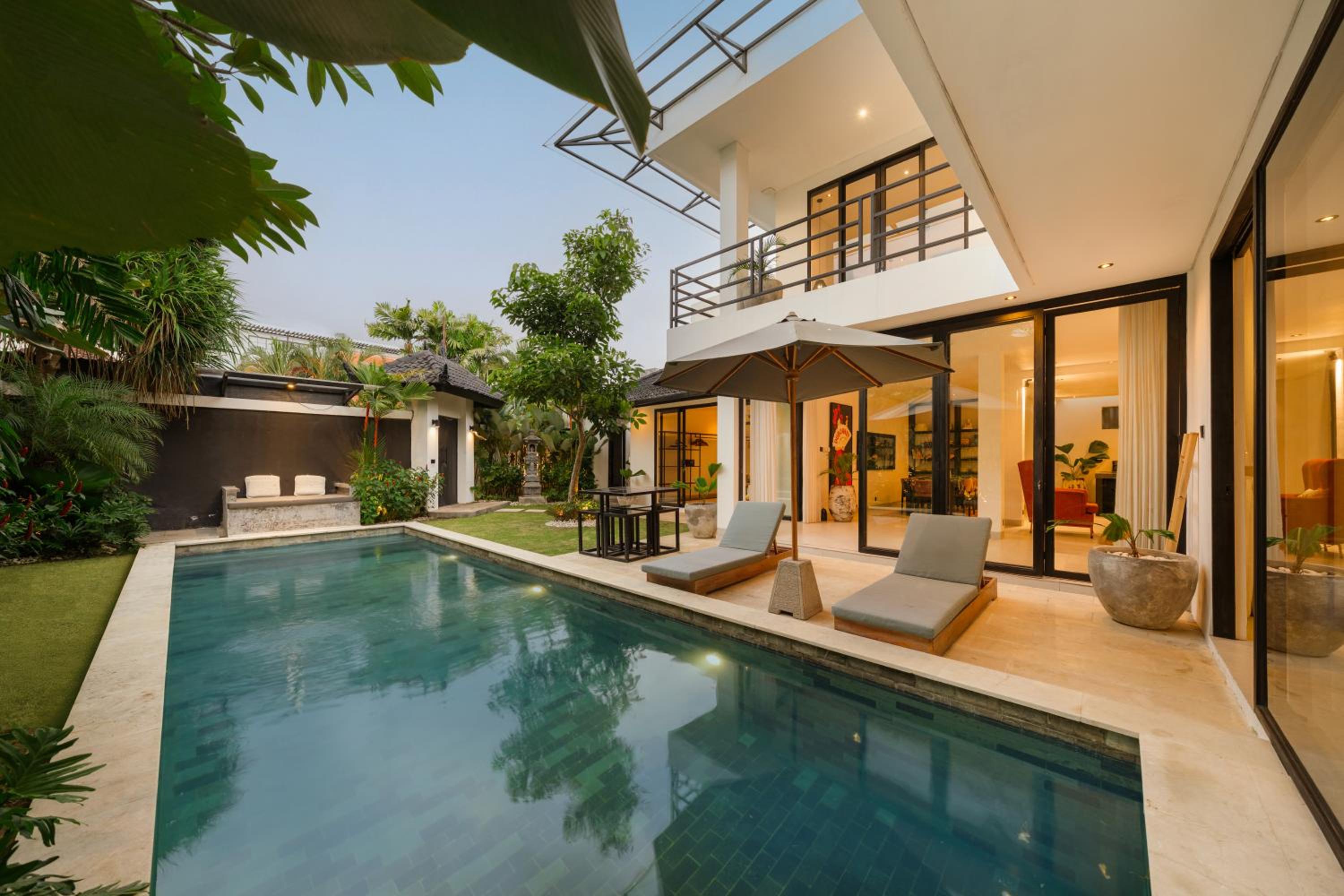 Spacious 5BR Modern Simplicity, Near Canggu's Best