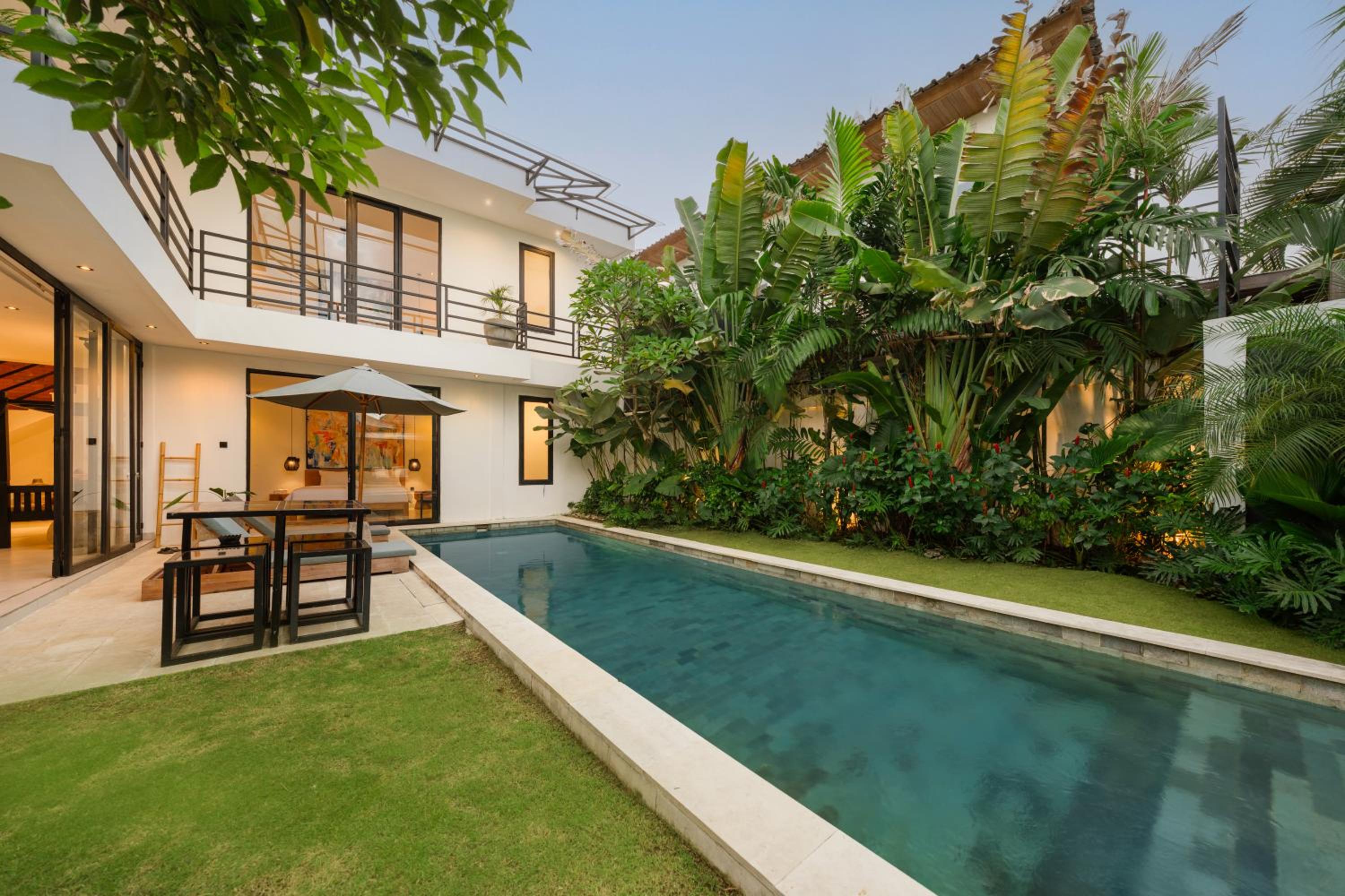 Spacious 5BR Modern Simplicity, Near Canggu's Best