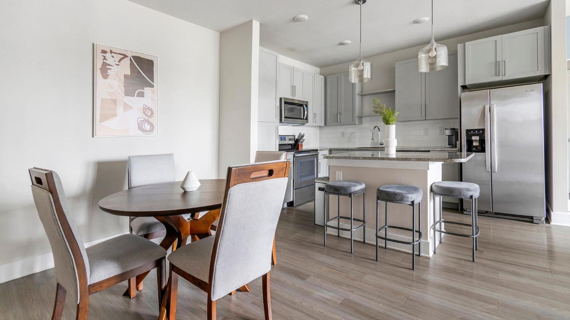 Landing Spectacular 2BD Gym