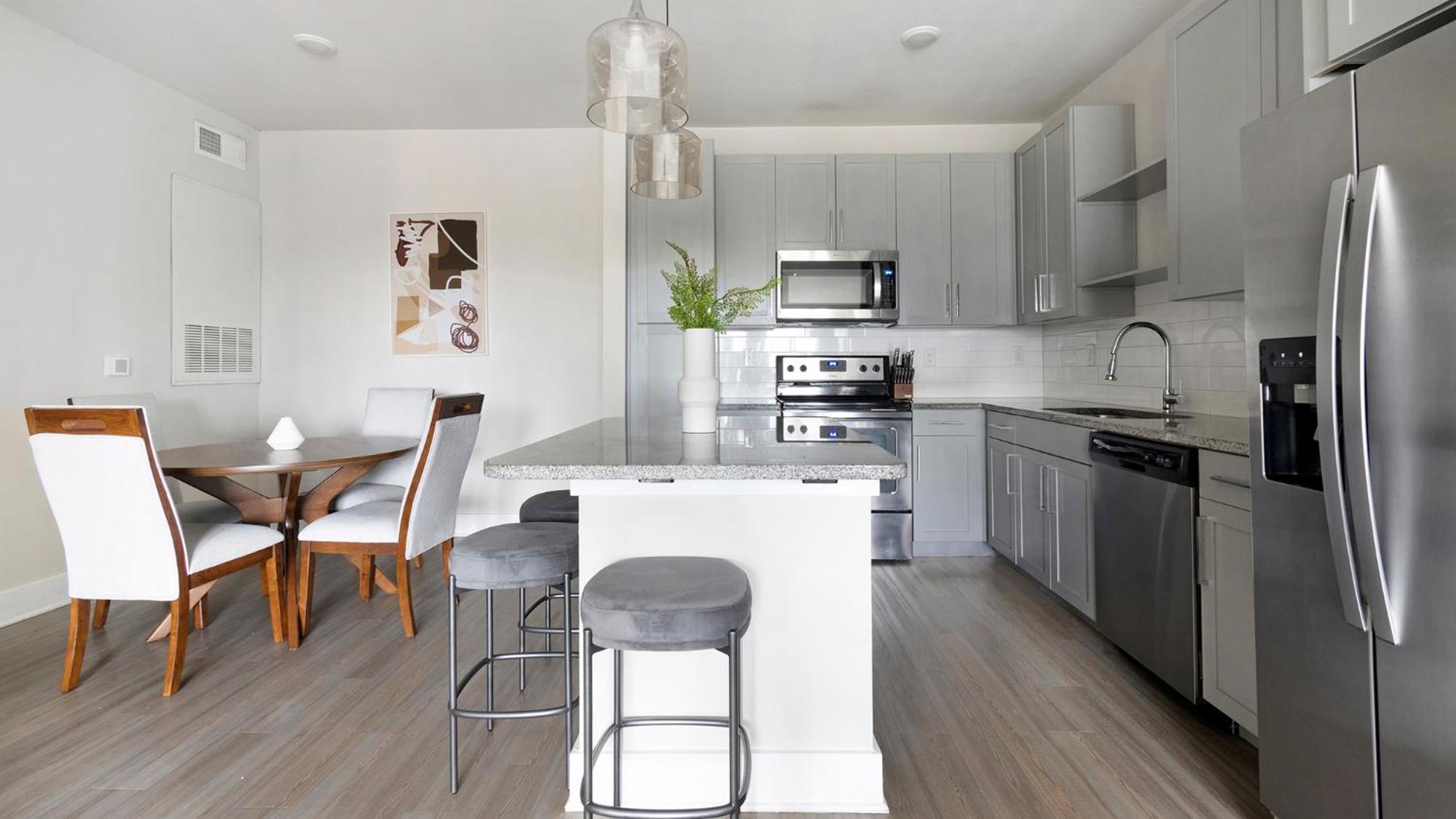 Landing Spectacular 2BD Gym