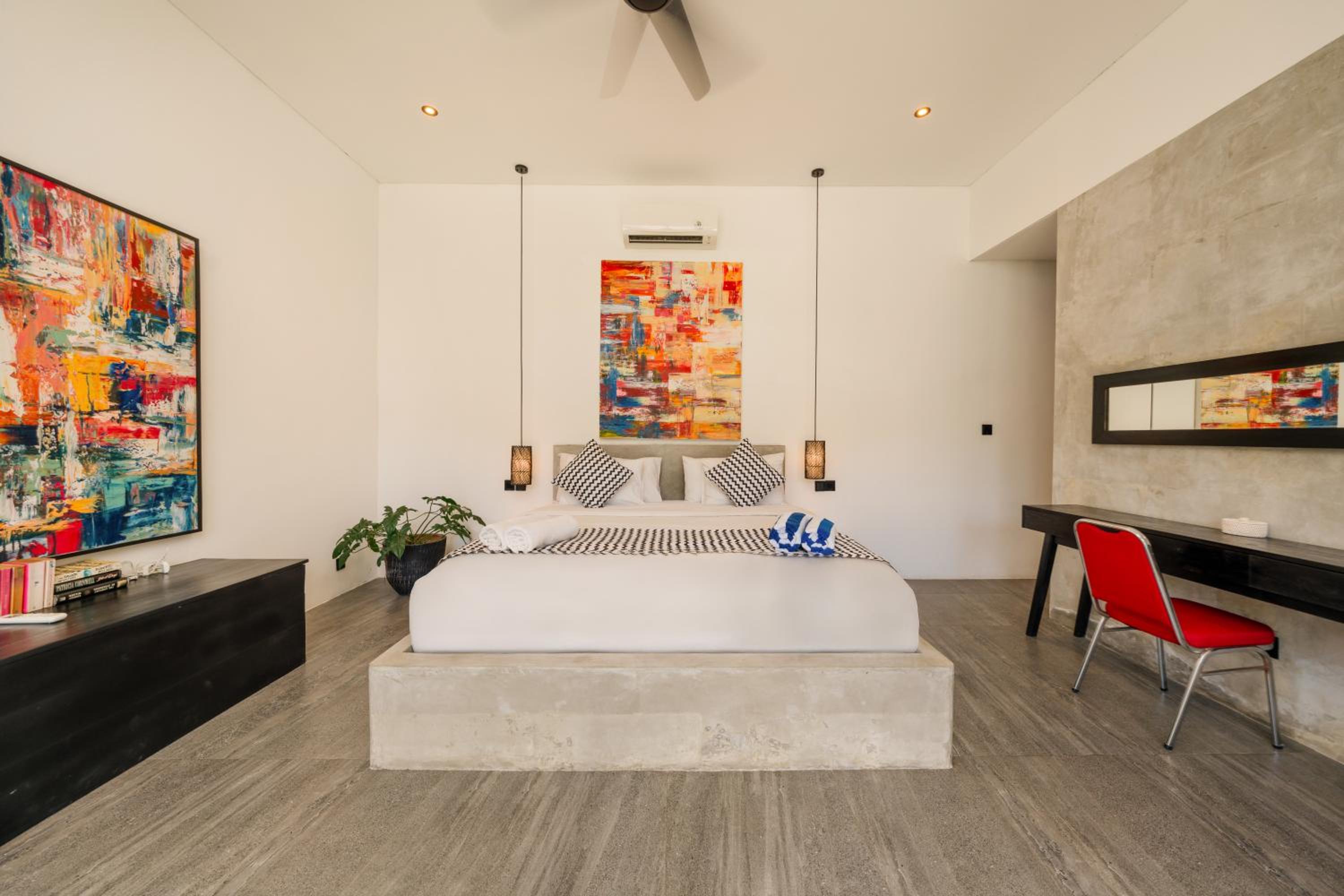 Elegant Modern 4BR Retreat in the Heart of Berawa