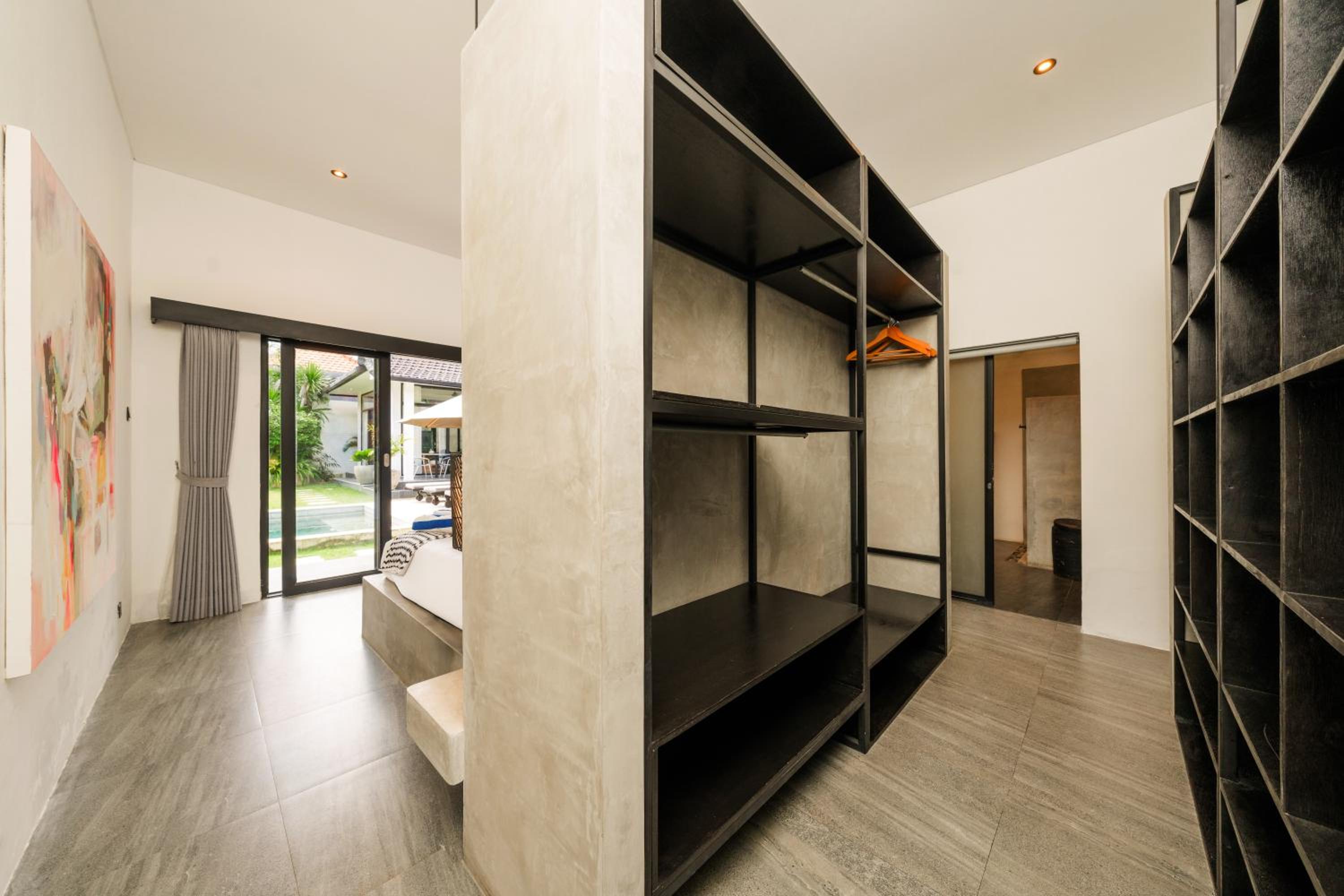 Elegant Modern 4BR Retreat in the Heart of Berawa