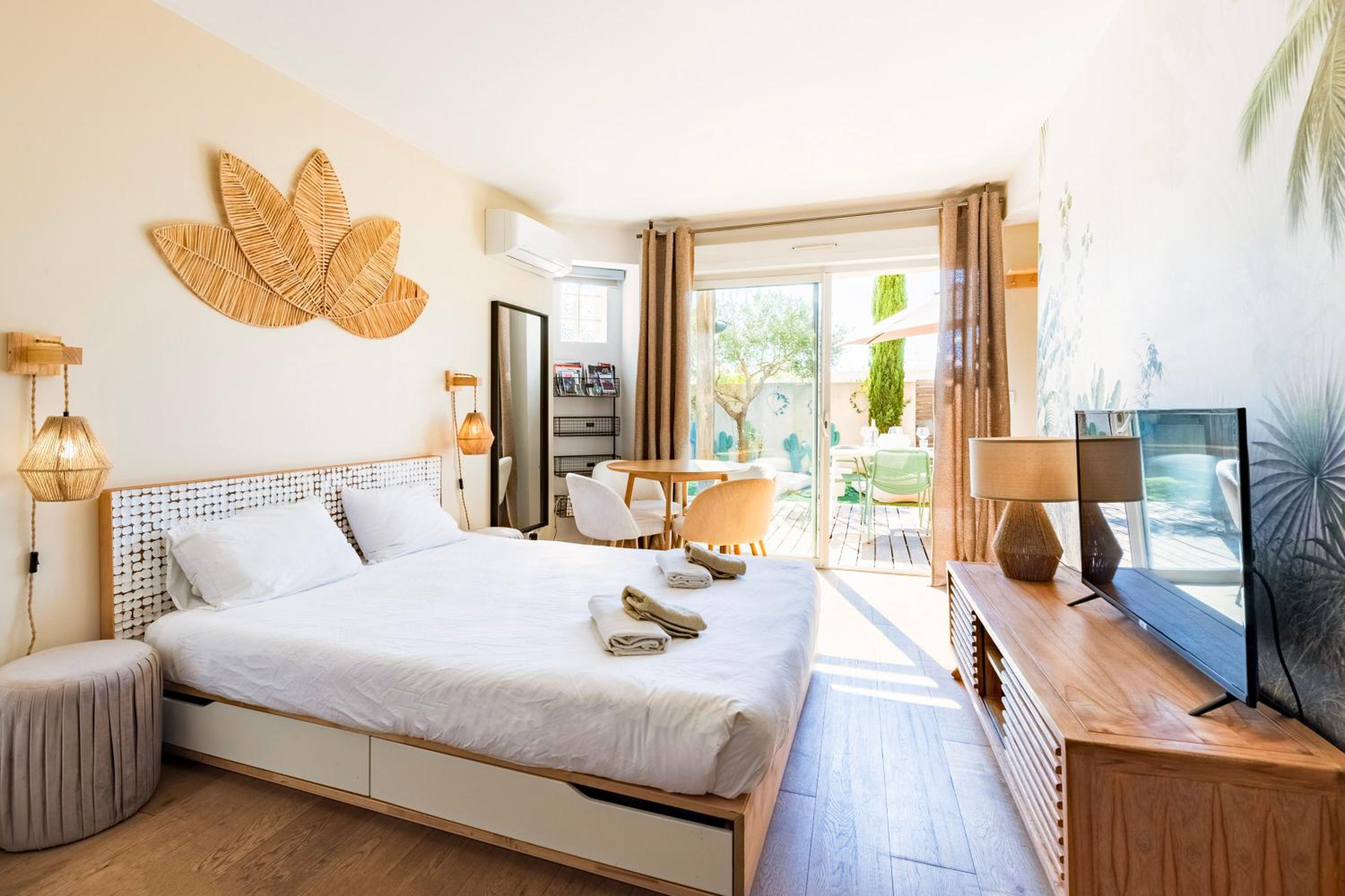 COCOON IN CASSIS