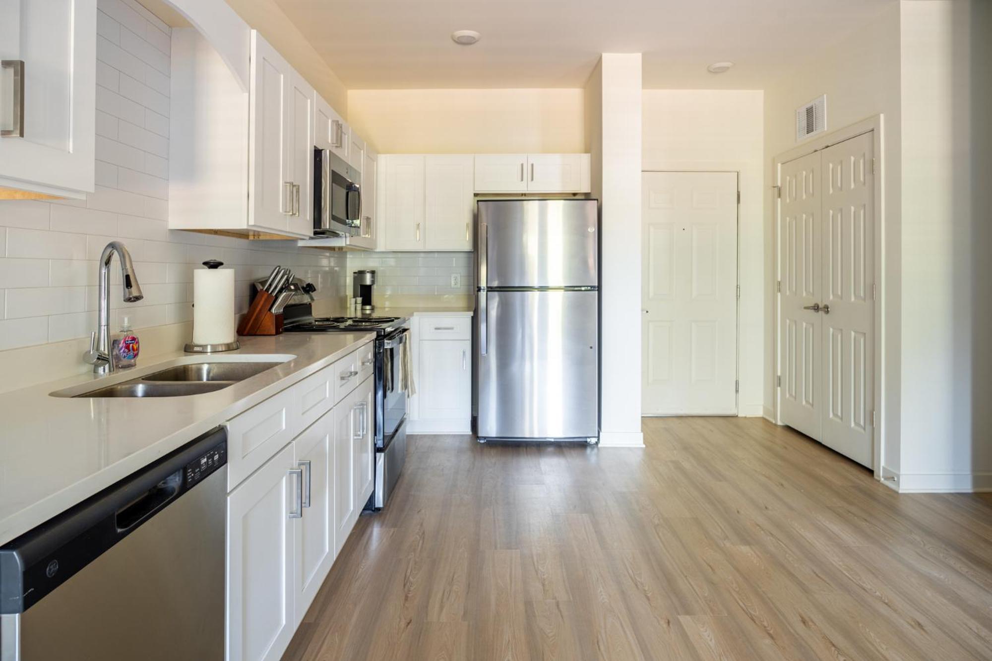 Landing Chic 1BD Gym Pool