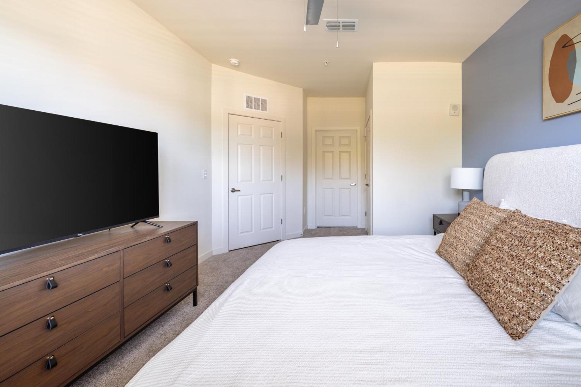 Landing Chic 1BD Gym Pool