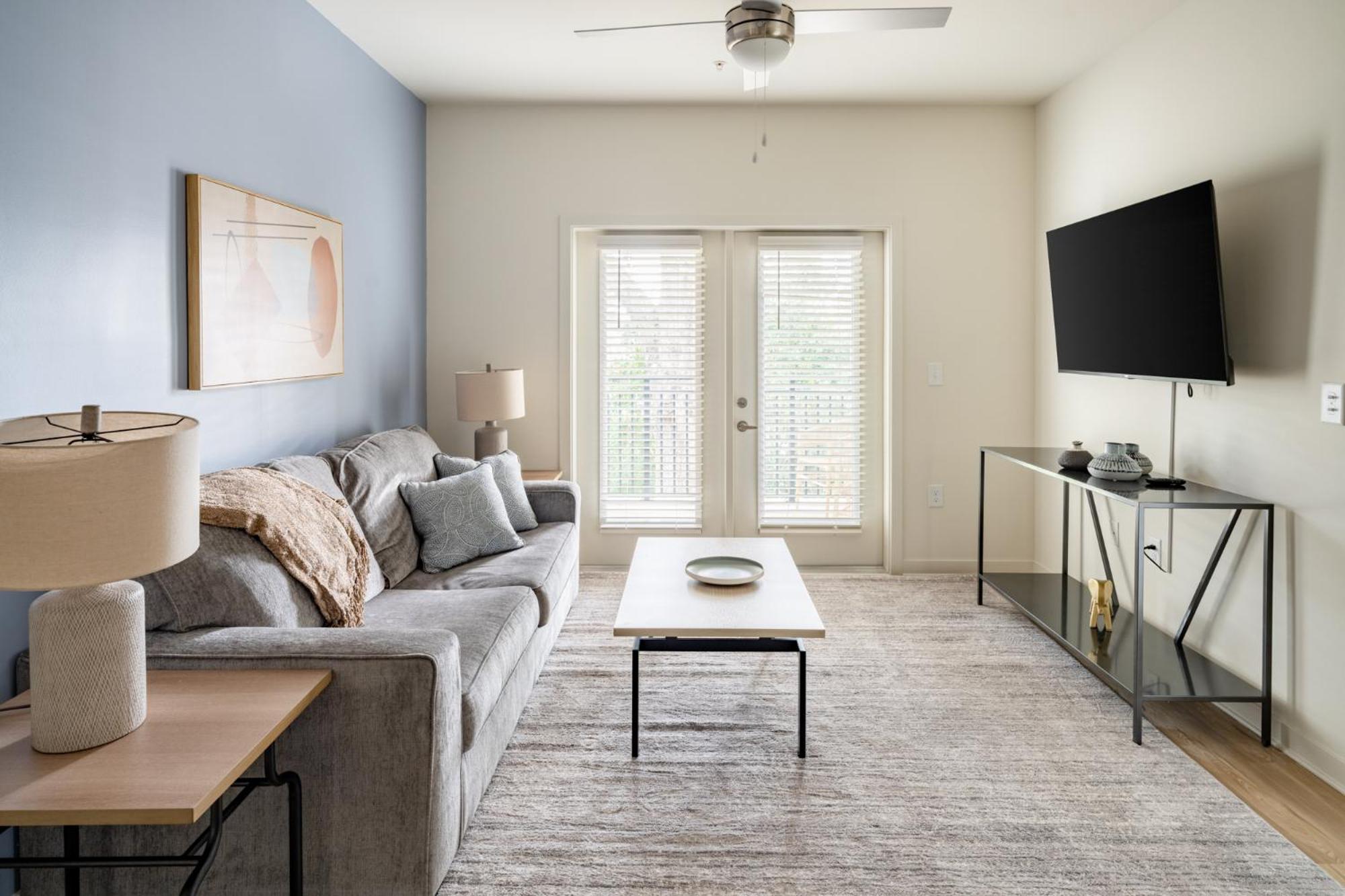 Landing Chic 1BD Gym Pool