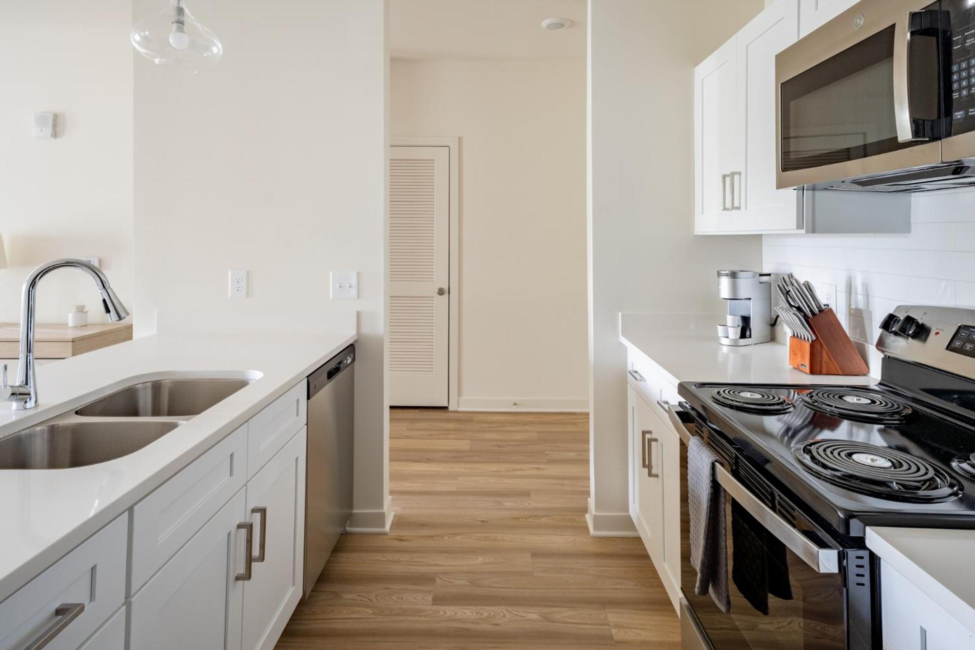 Landing Chic 1BD Gym Pool