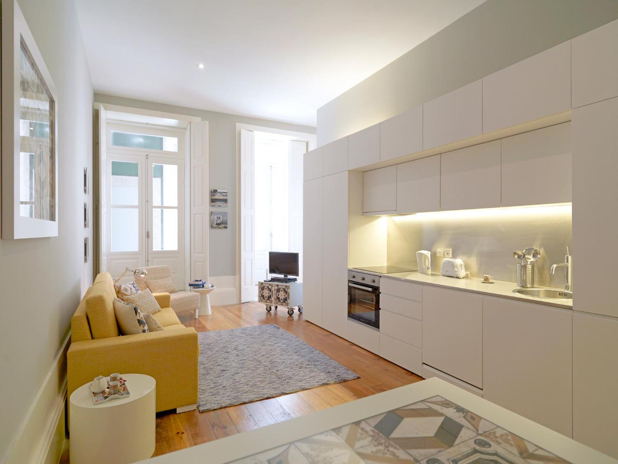 FLH Porto Portuguese Apartments view 4
